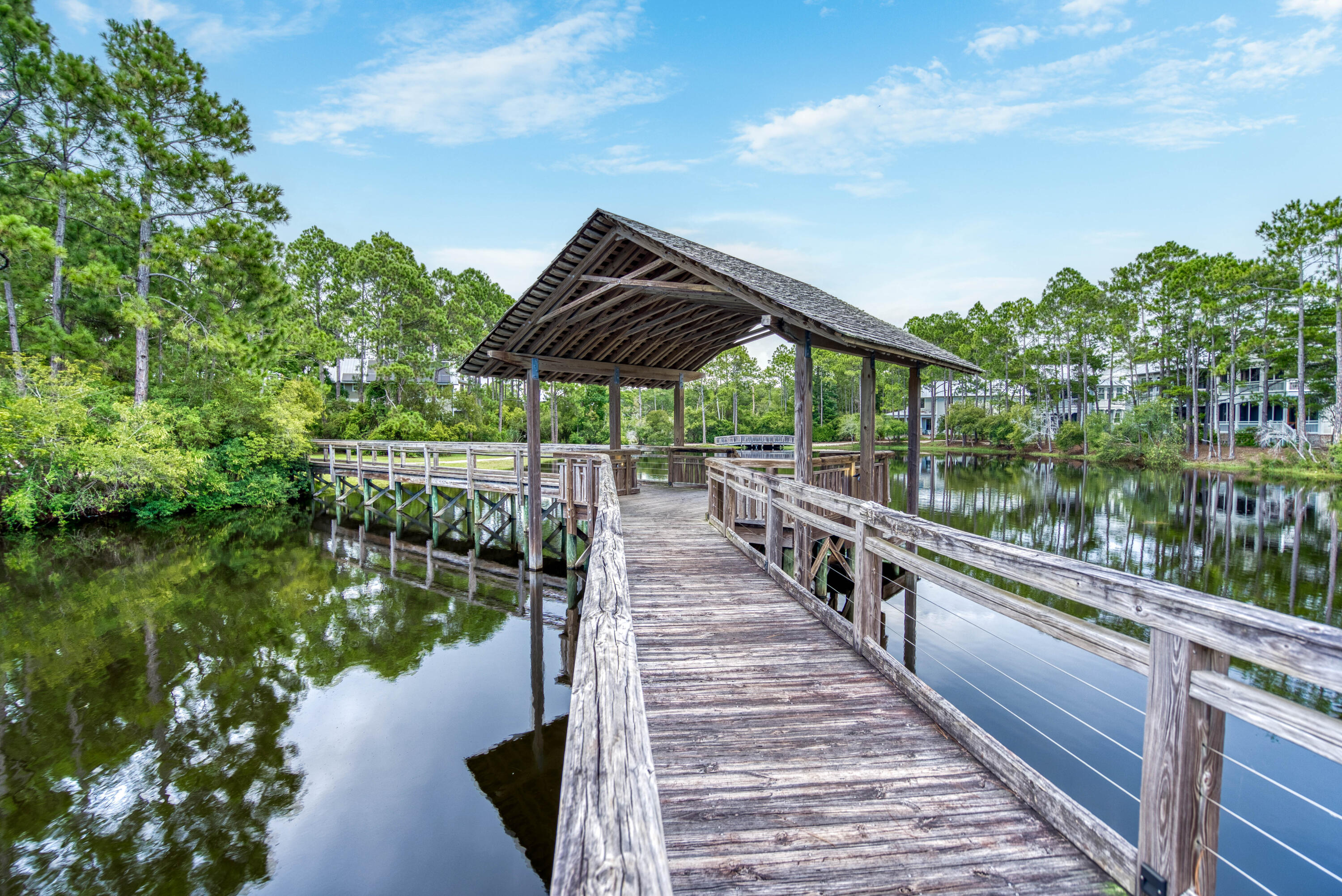 FOREST LAKES - Land