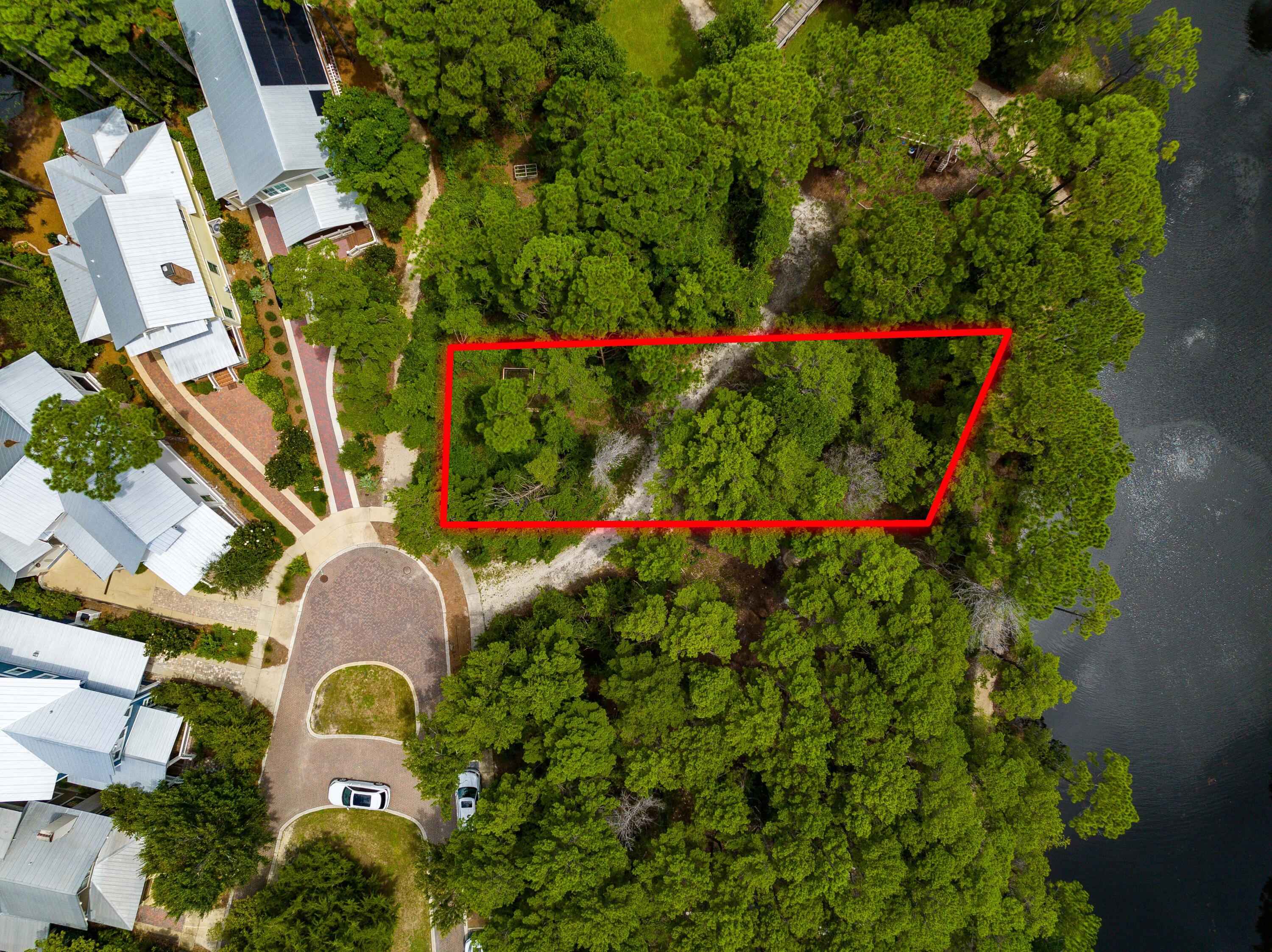 FOREST LAKES - Land