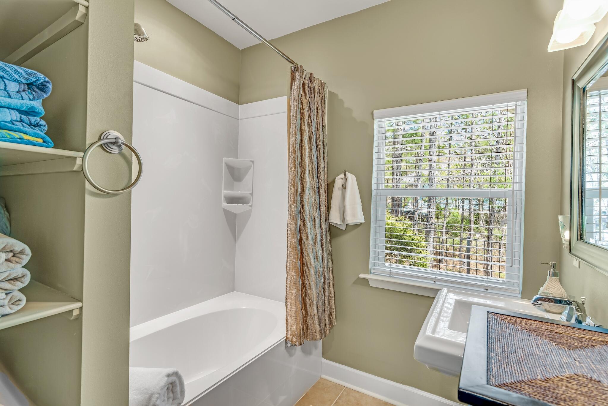 HIDDEN HIGHLANDS - Residential