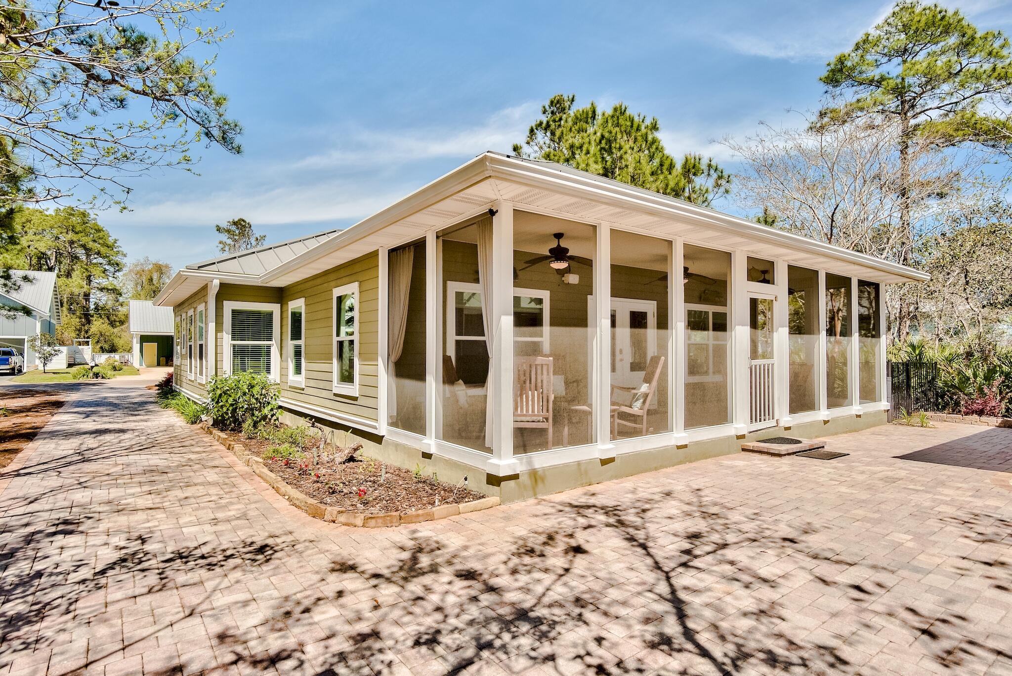 HIDDEN HIGHLANDS - Residential