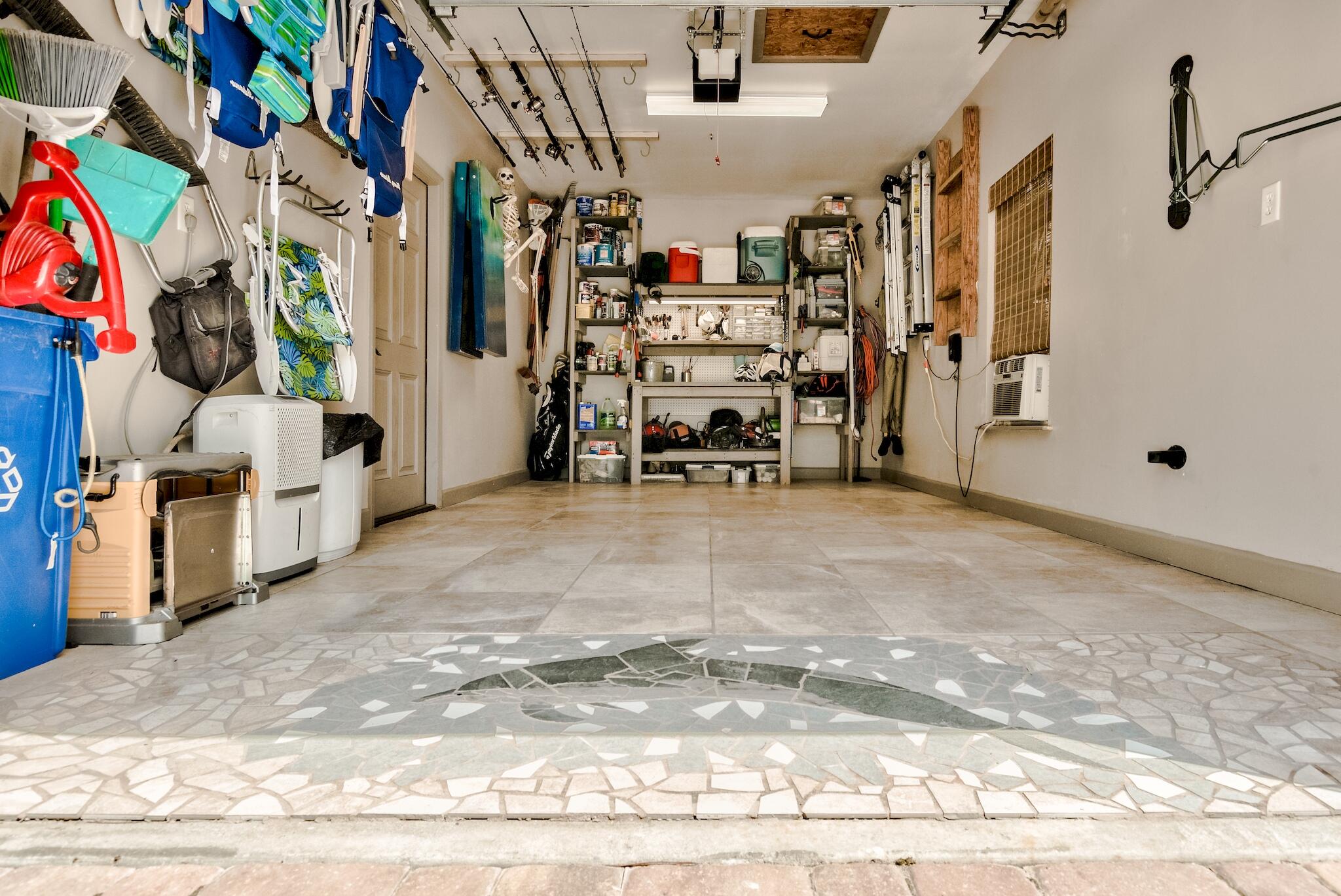 HIDDEN HIGHLANDS - Residential