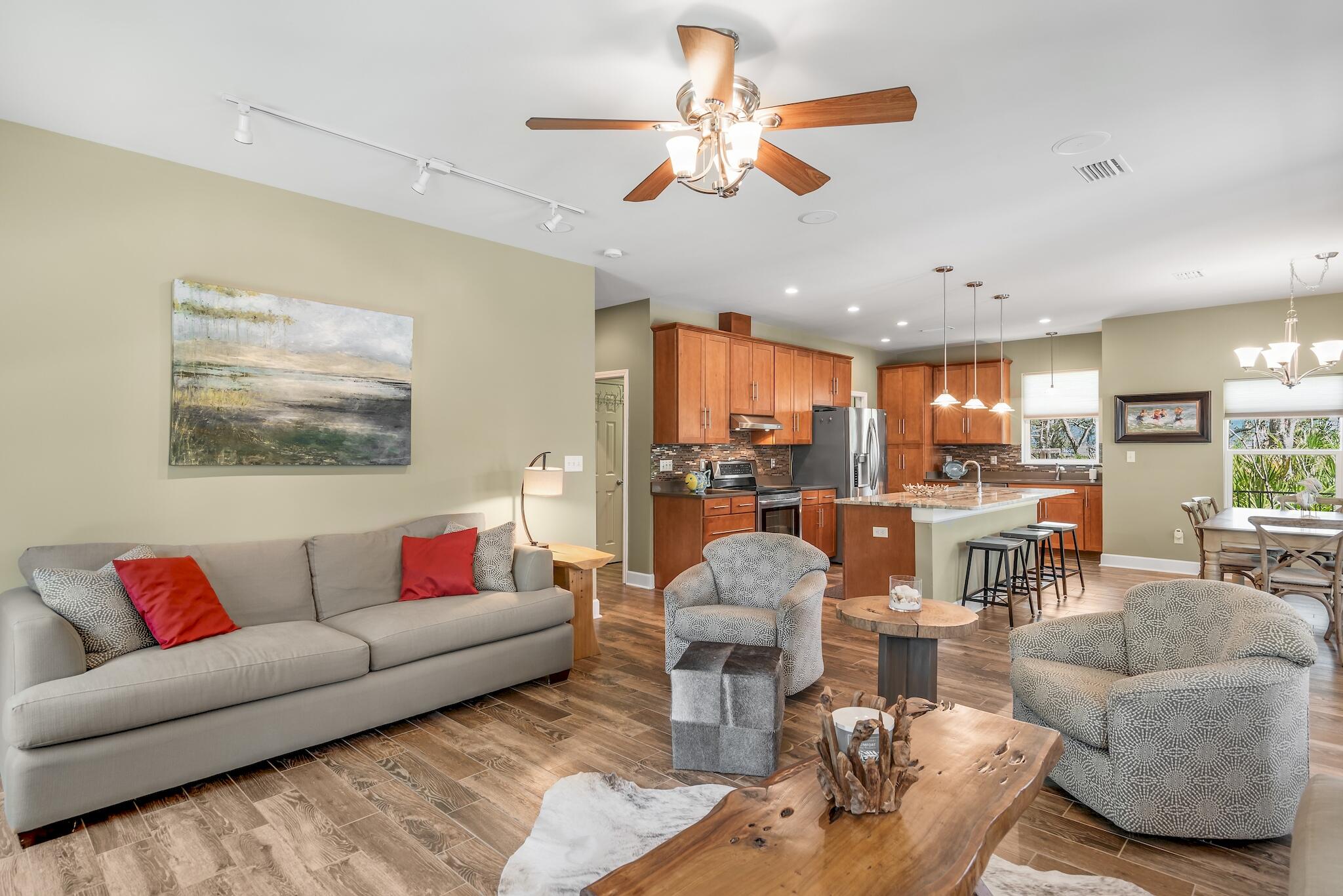 HIDDEN HIGHLANDS - Residential