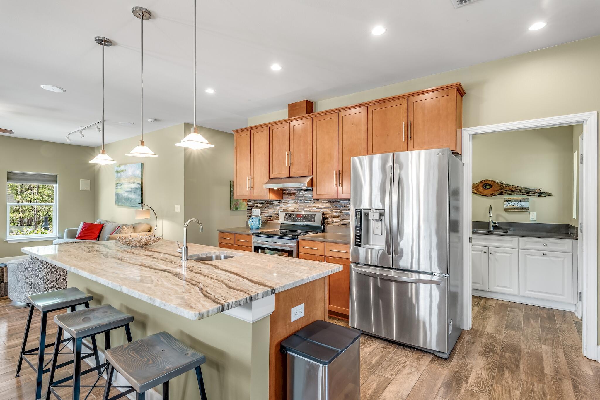 HIDDEN HIGHLANDS - Residential