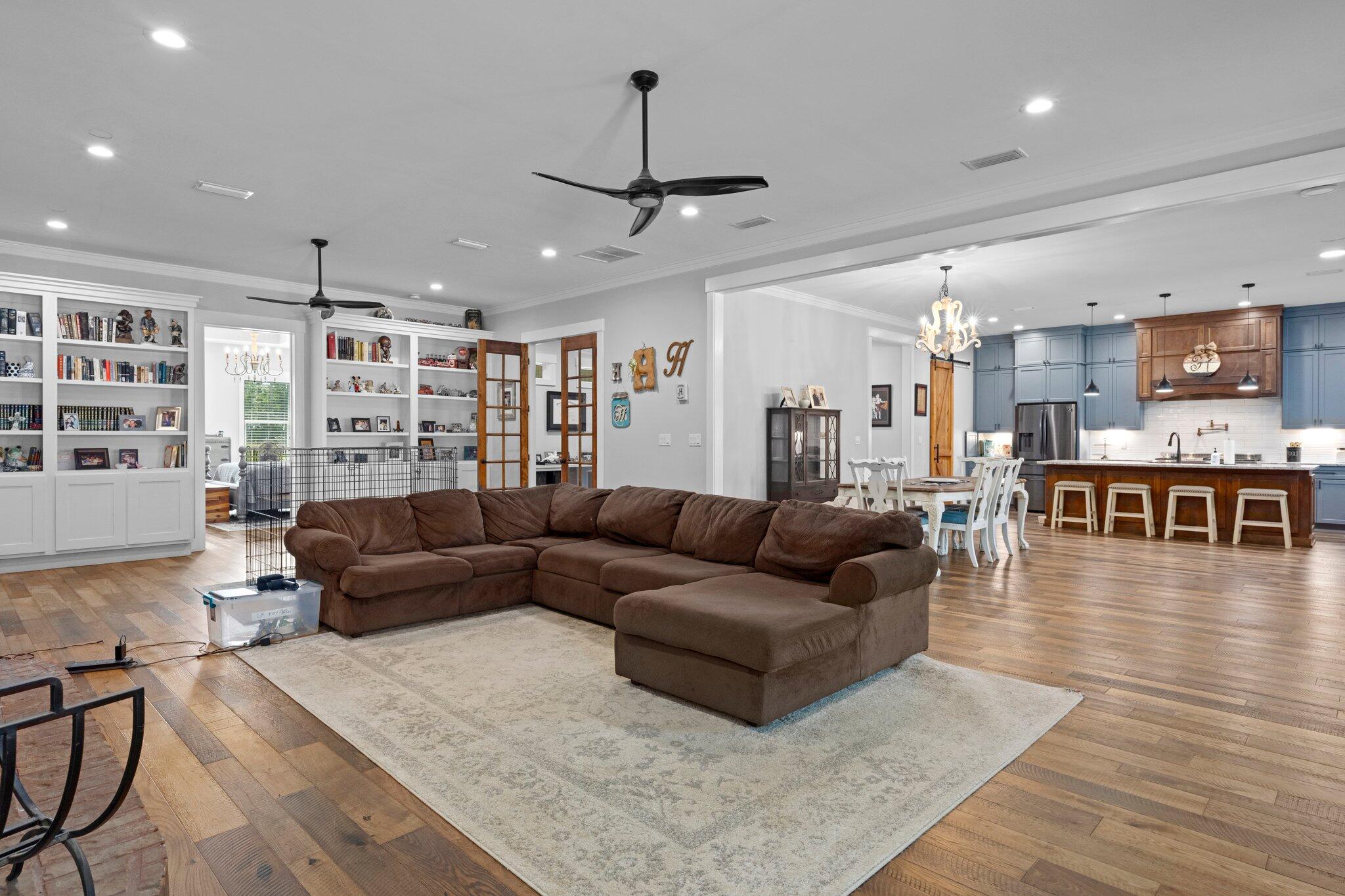 GOLDEN HWY ESTATES UNIT 1 - Residential