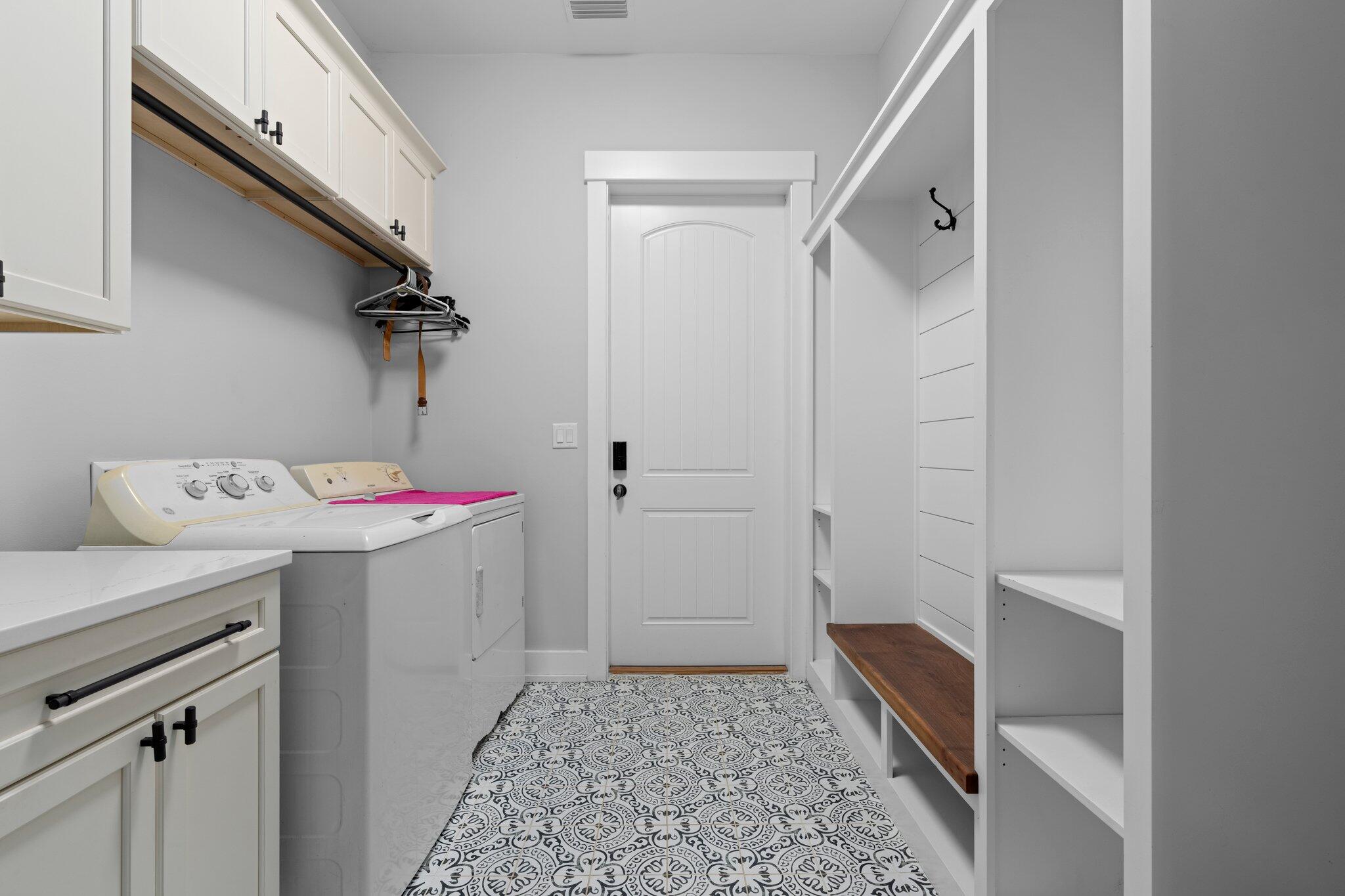 GOLDEN HWY ESTATES UNIT 1 - Residential