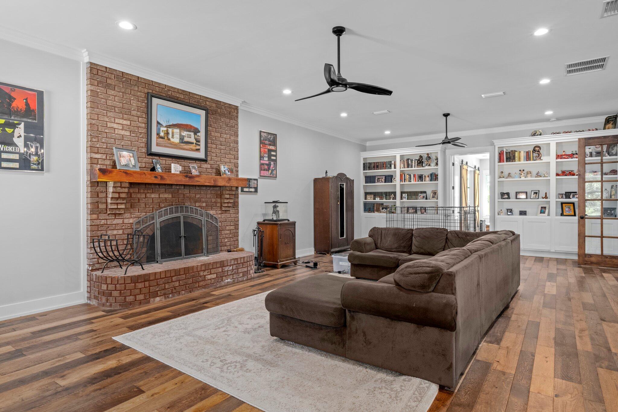 GOLDEN HWY ESTATES UNIT 1 - Residential