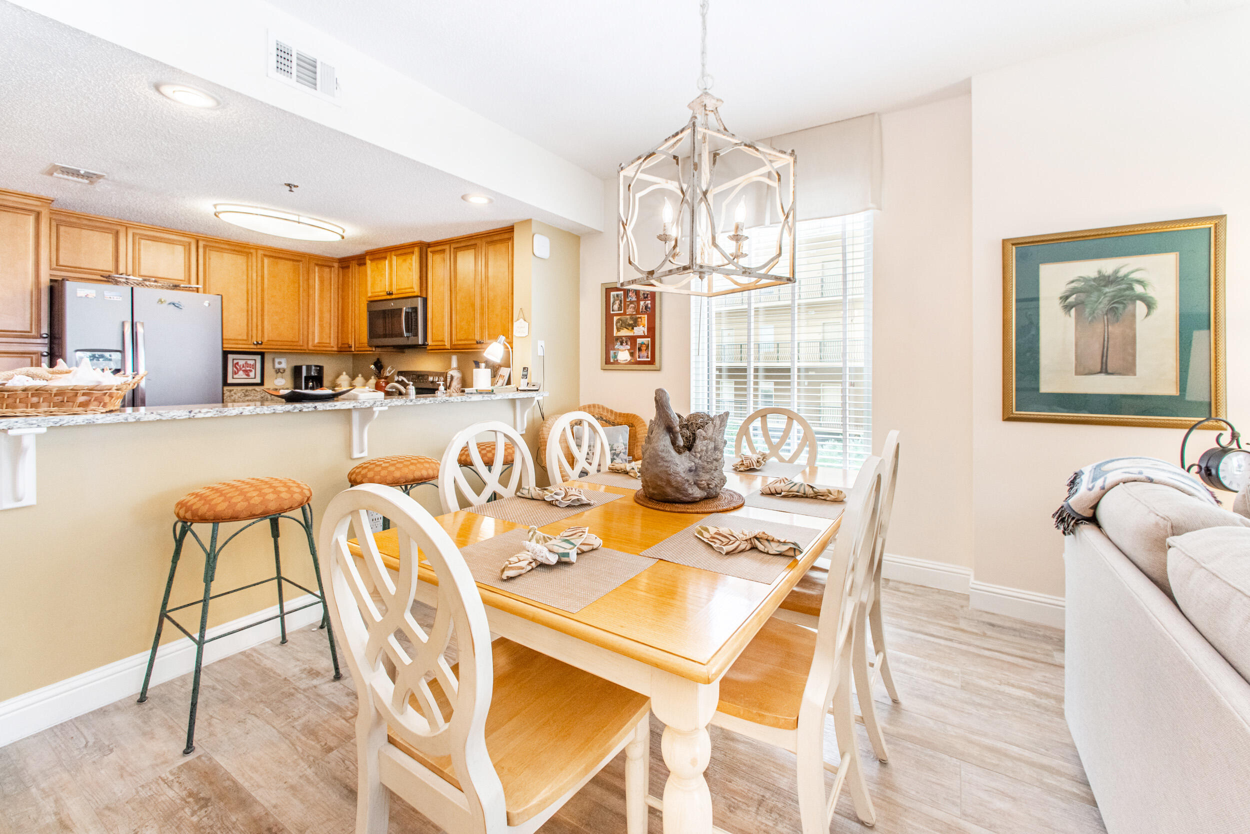 LEEWARD KEY - Residential