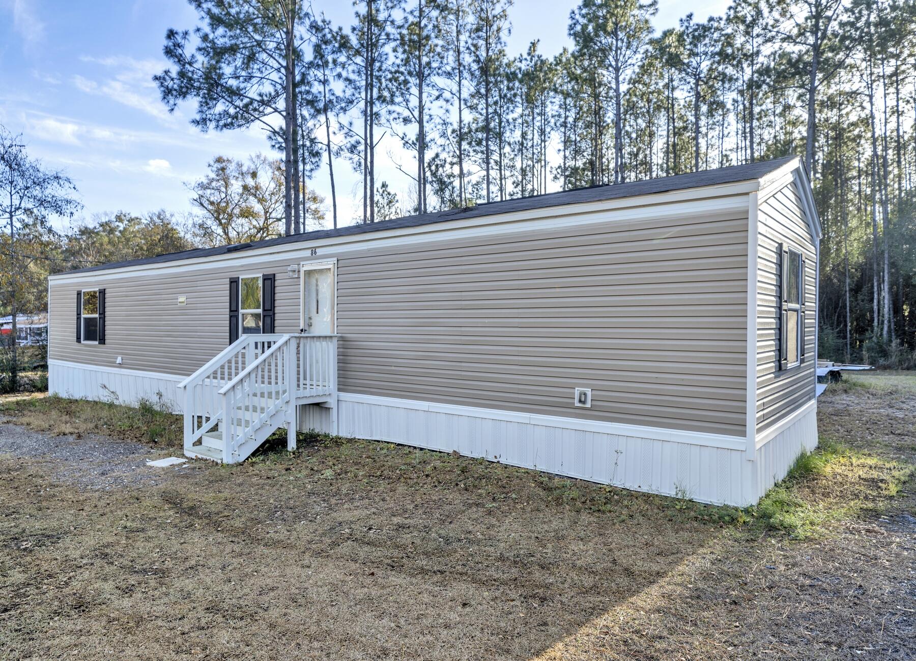 CREEKSIDE - Residential