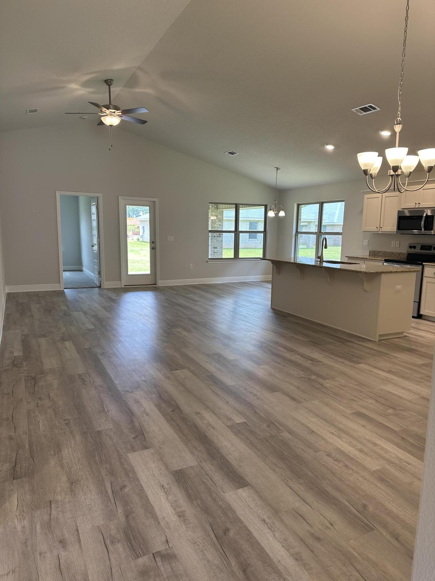 HIDDEN PINES PH 1 - Residential