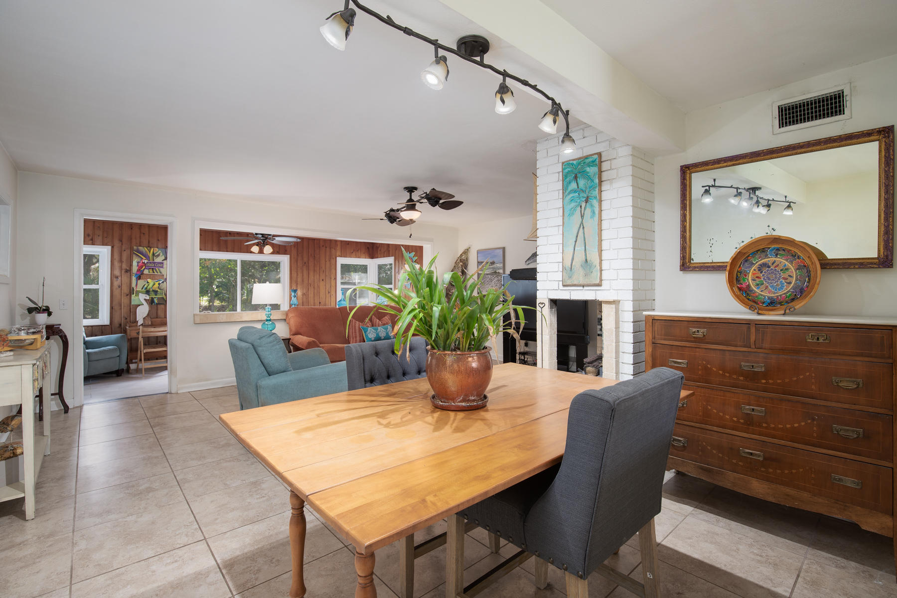 VILLA RUSS PARK - Residential