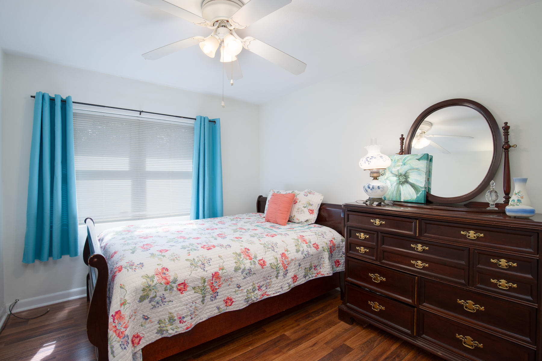 VILLA RUSS PARK - Residential