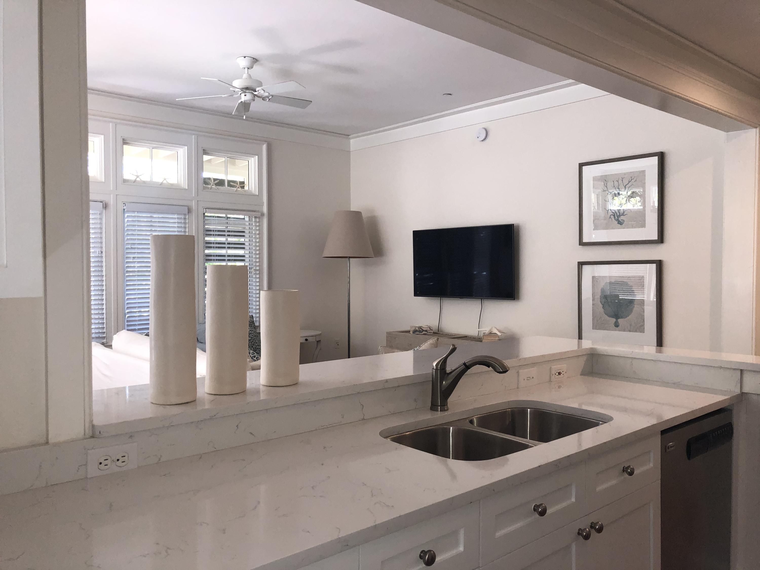 WATERCOLOR TOWN CENTER BLDG 6 - Residential