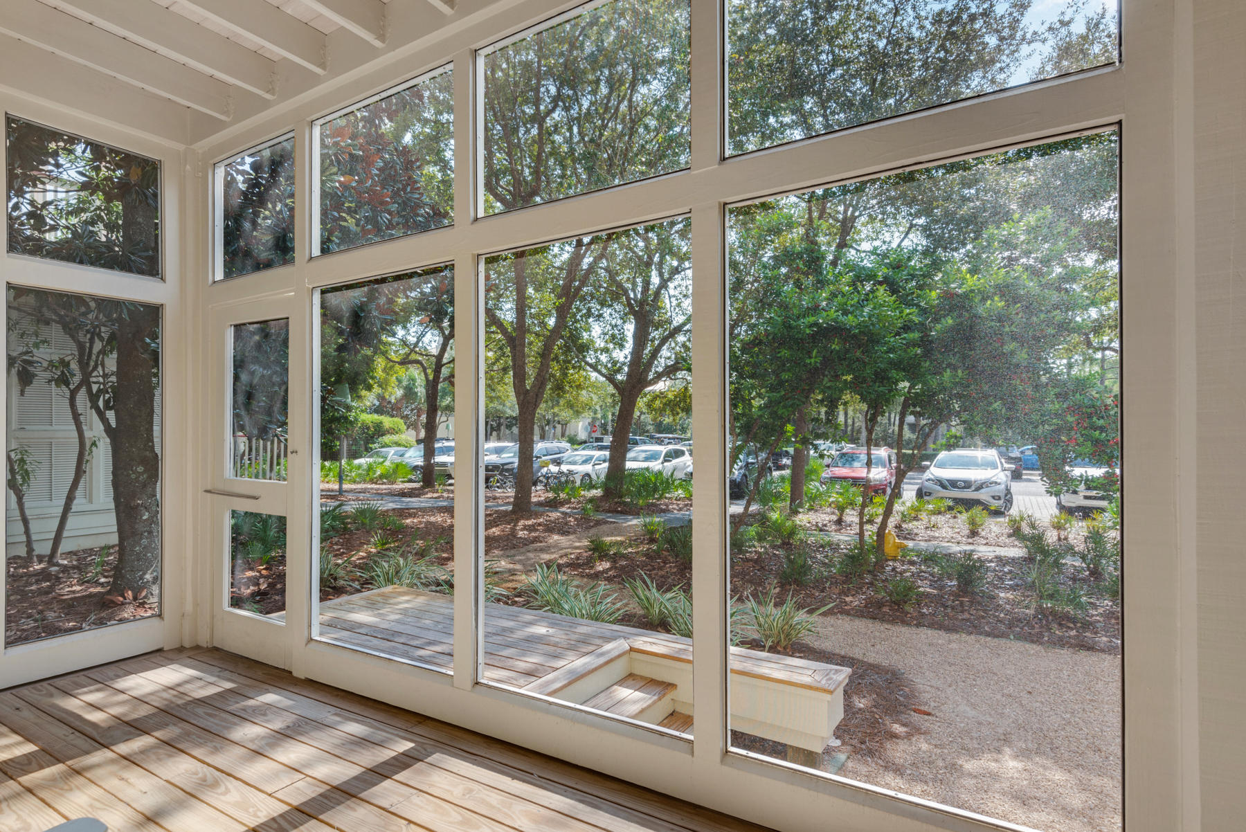 WATERCOLOR TOWN CENTER BLDG 6 - Residential