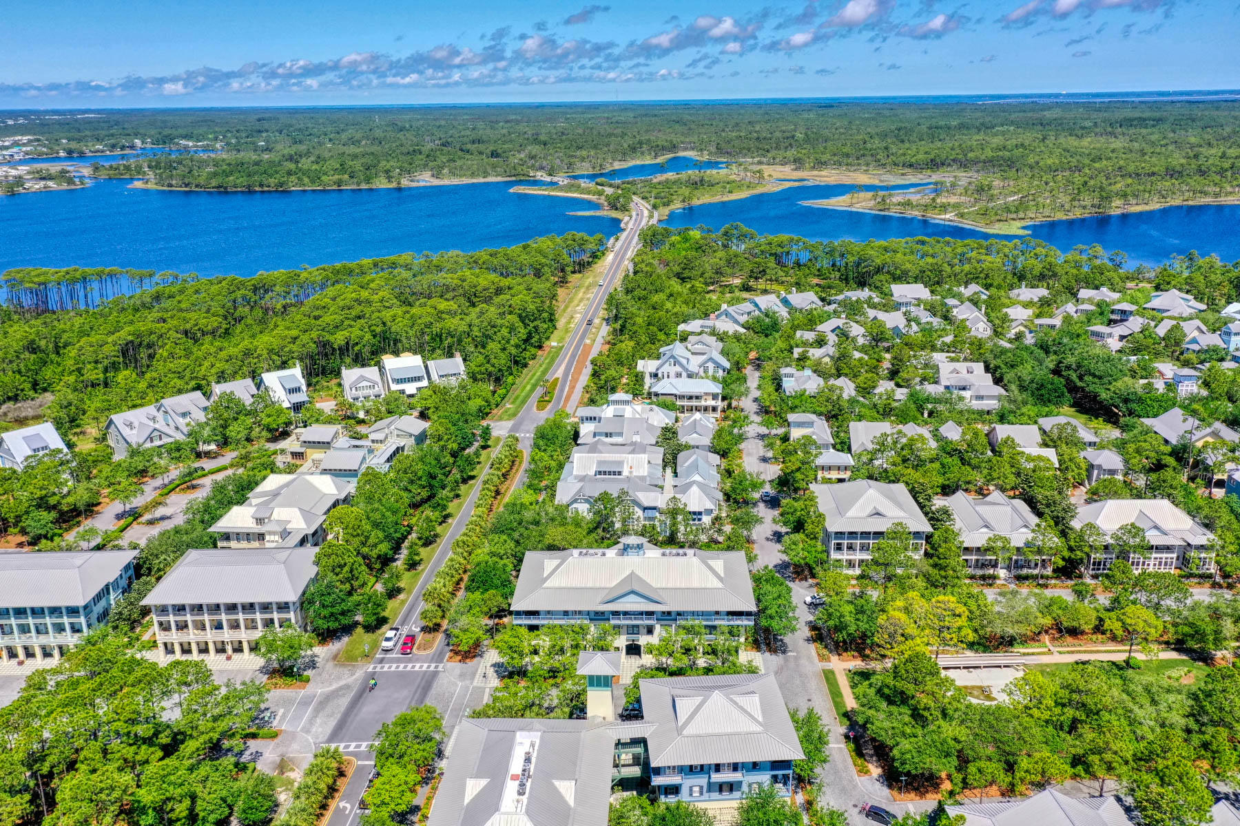 WATERCOLOR TOWN CENTER BLDG 6 - Residential