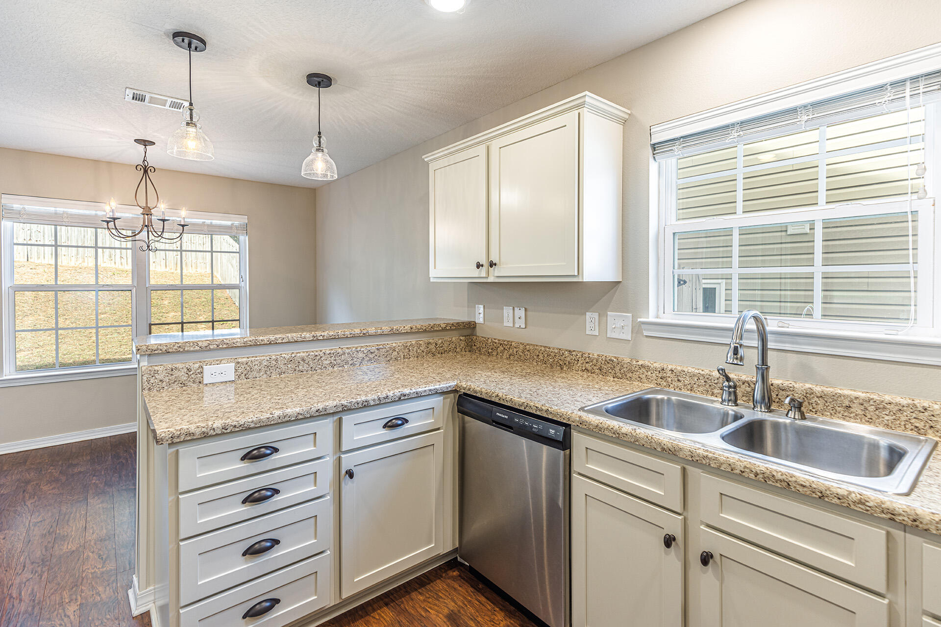 STILLWELL SOUTH - Residential