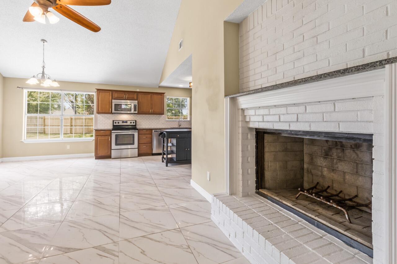 MILLS LANDING - Residential