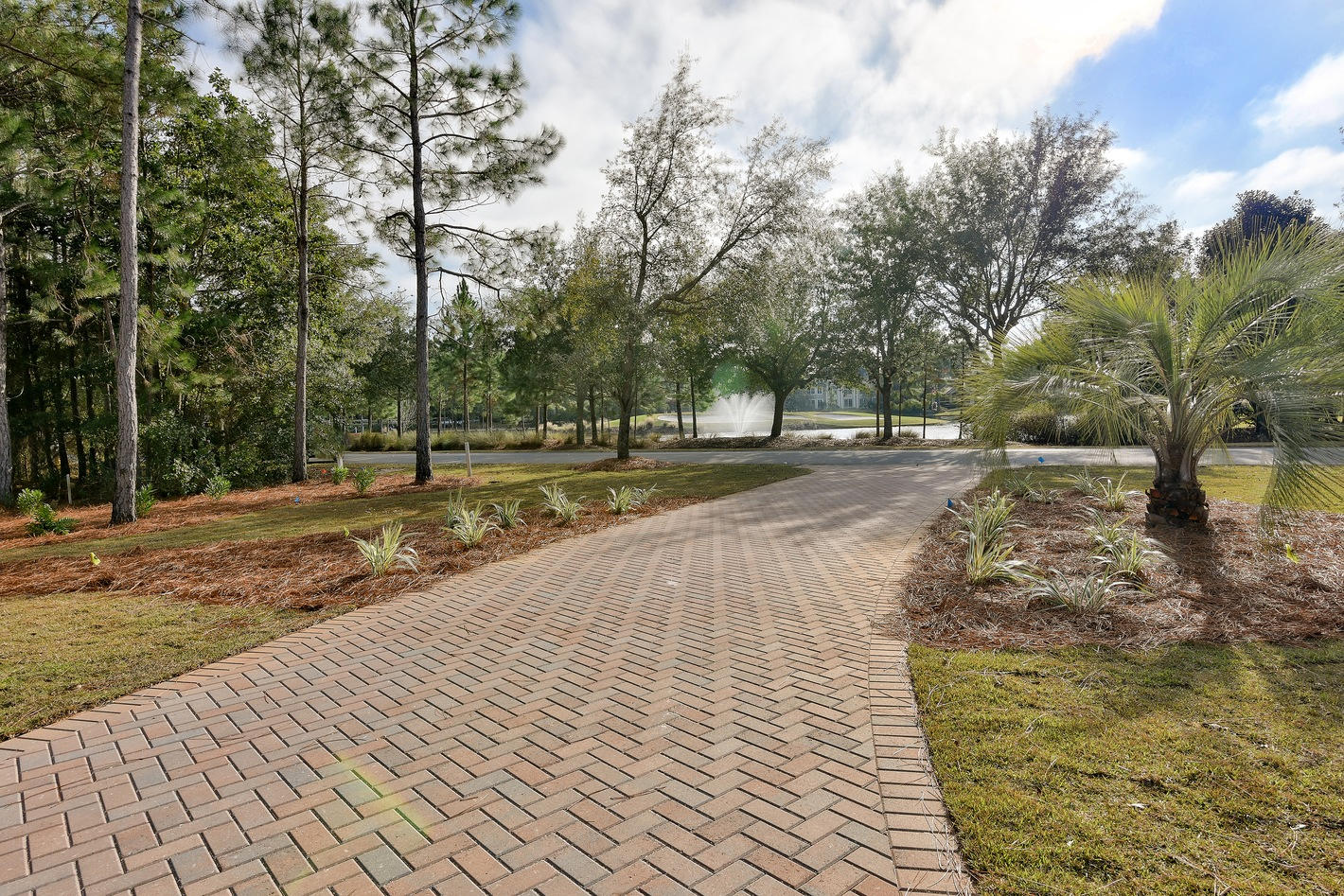 BAYTOWNE AVENUE - Residential