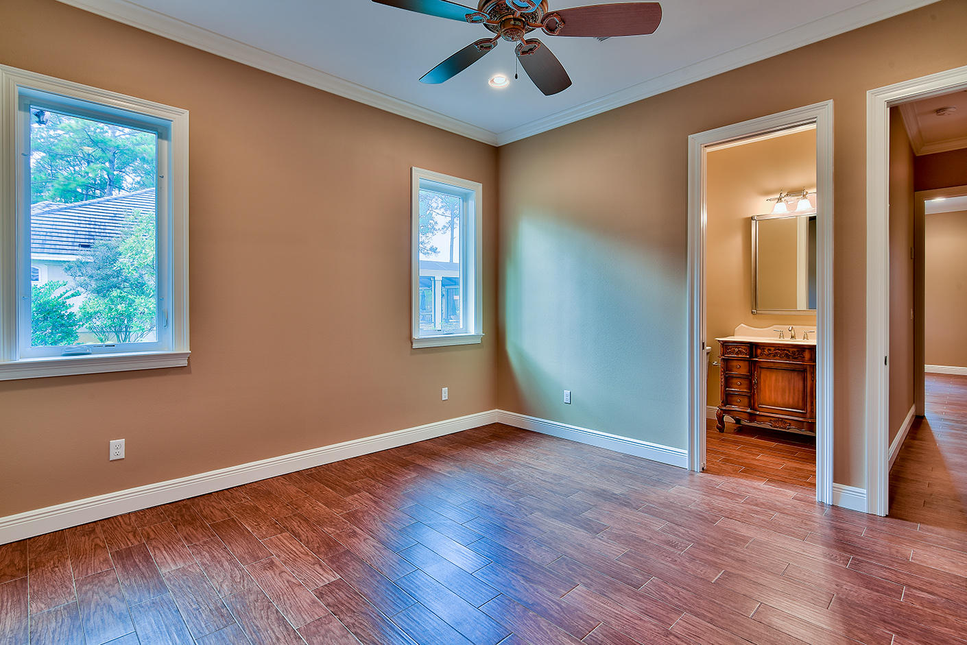 BAYTOWNE AVENUE - Residential