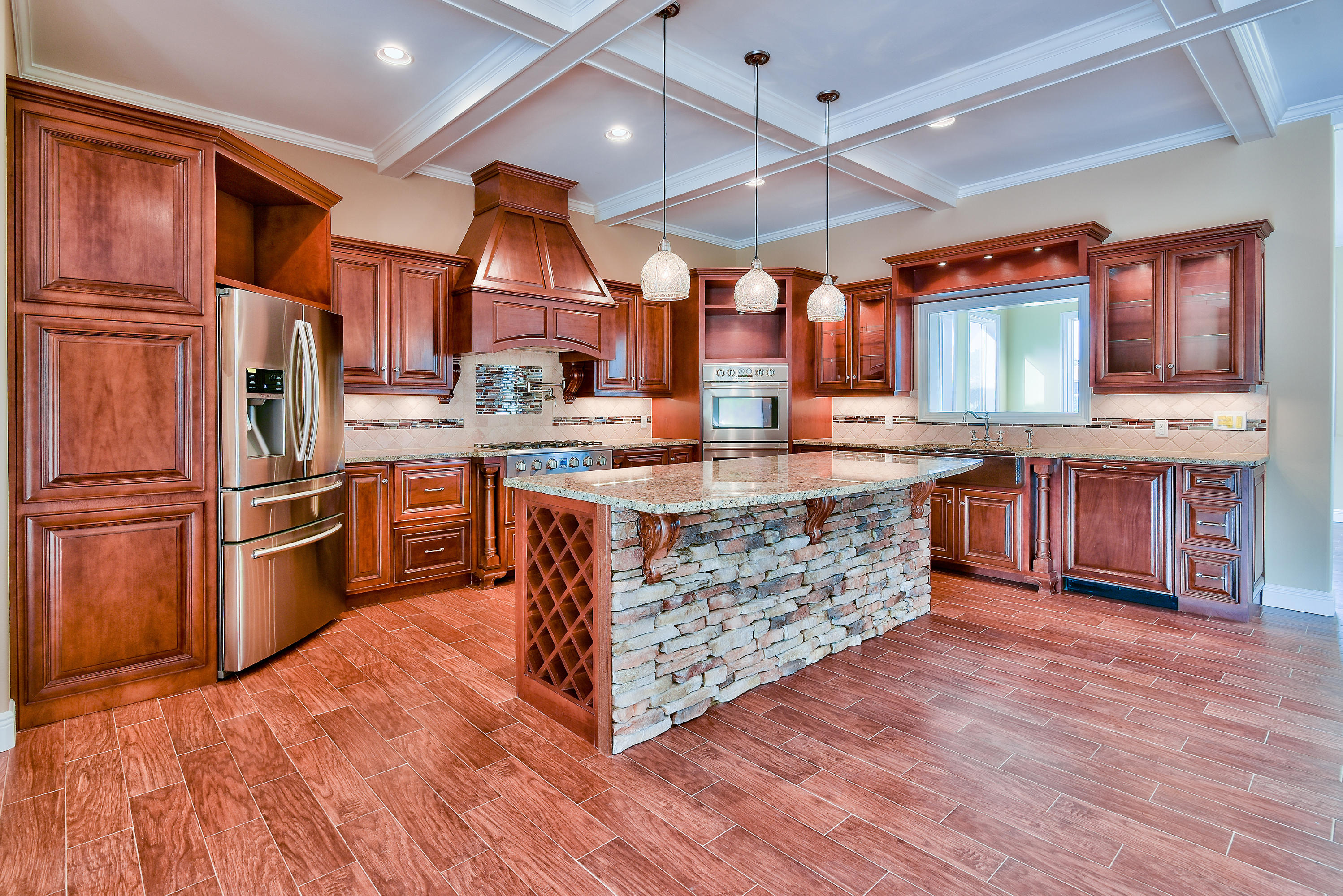 BAYTOWNE AVENUE - Residential