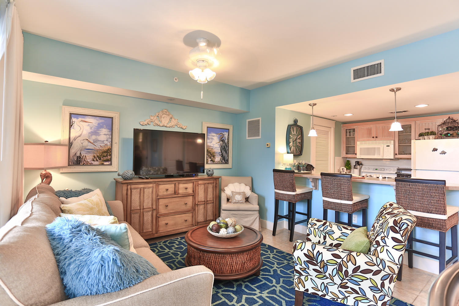 PILOT HOUSE - Residential