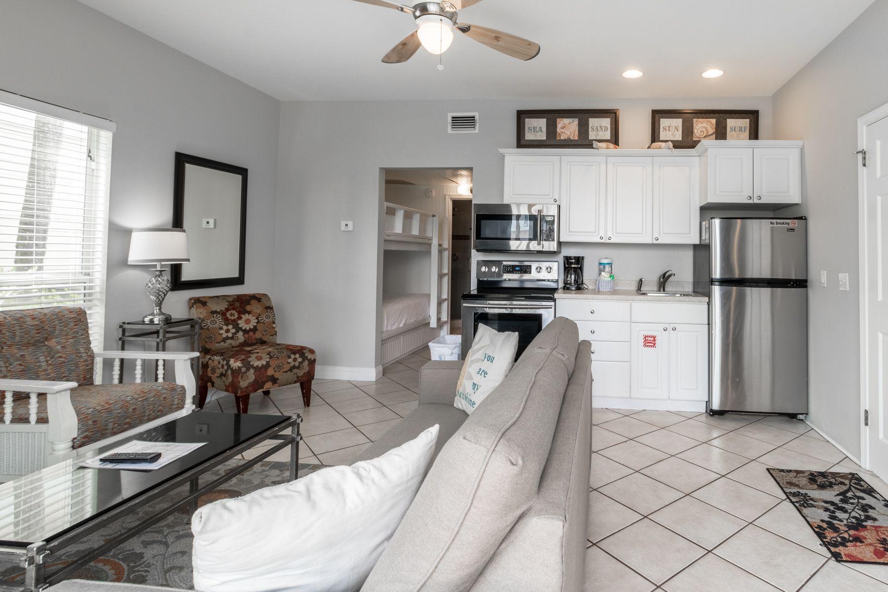 NANTUCKET COTTAGES - Residential