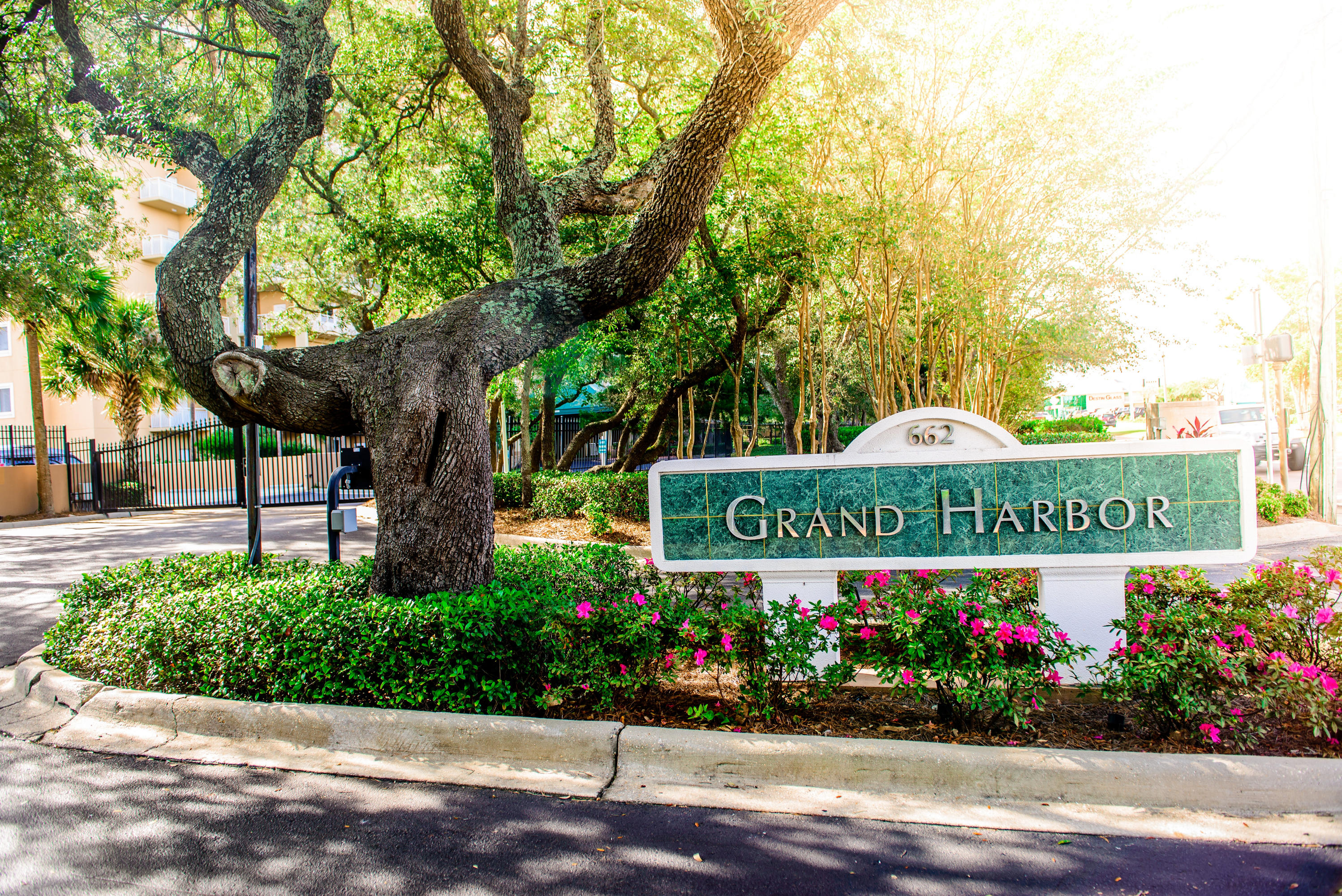 GRAND HARBOR - Residential