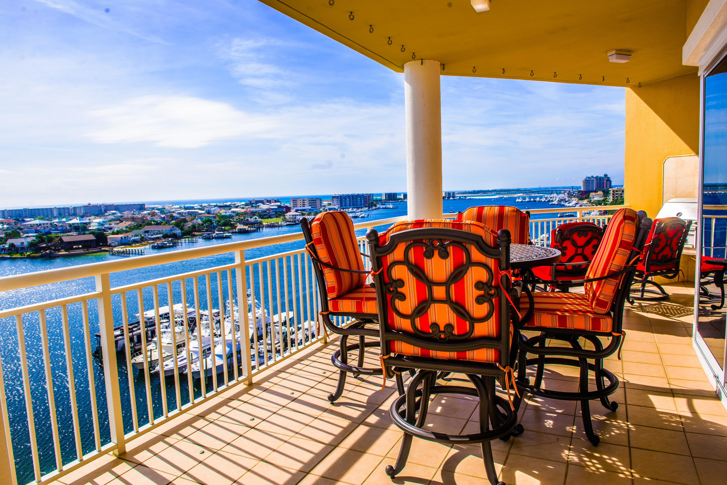 GRAND HARBOR - Residential