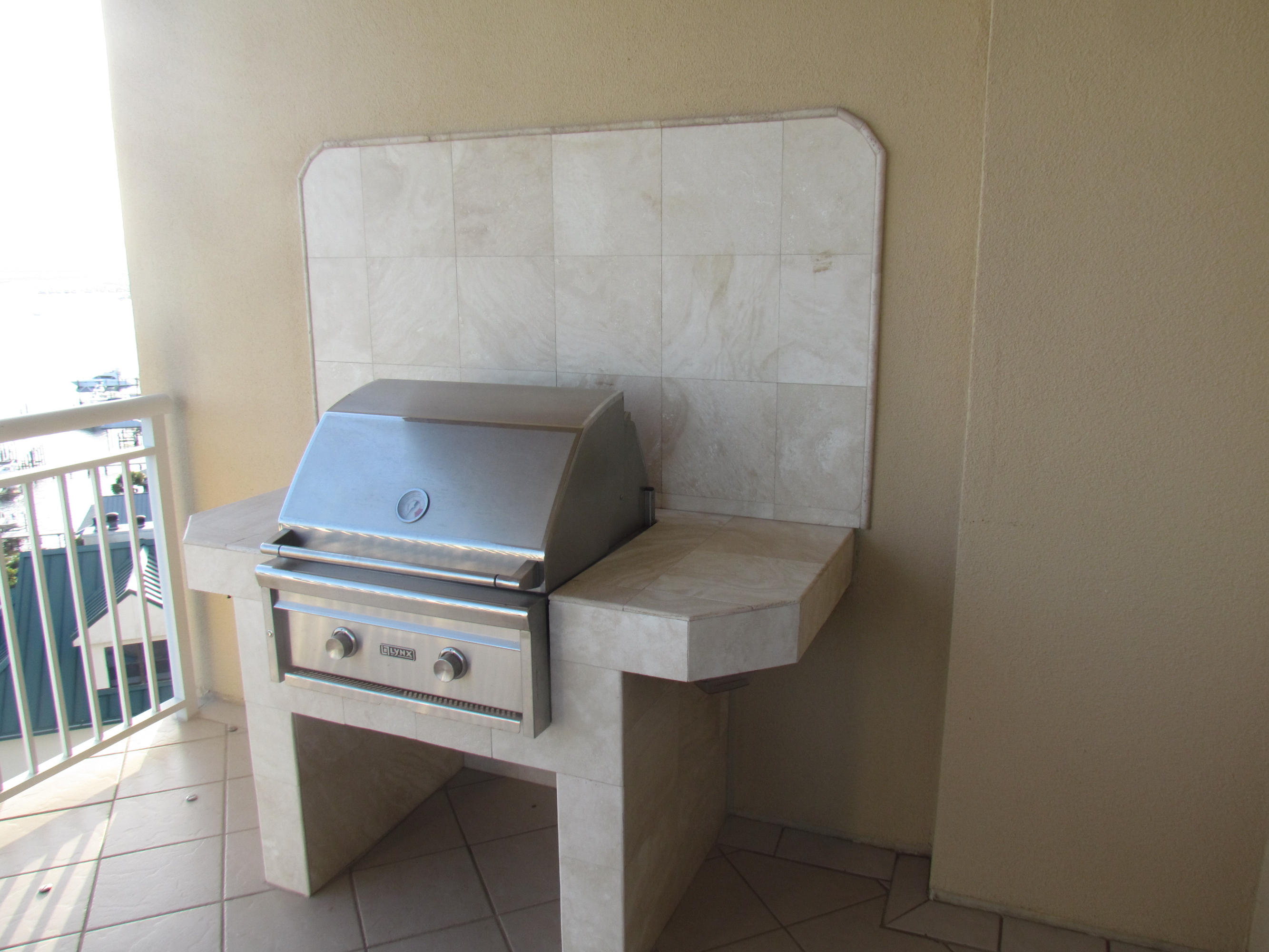 GRAND HARBOR - Residential