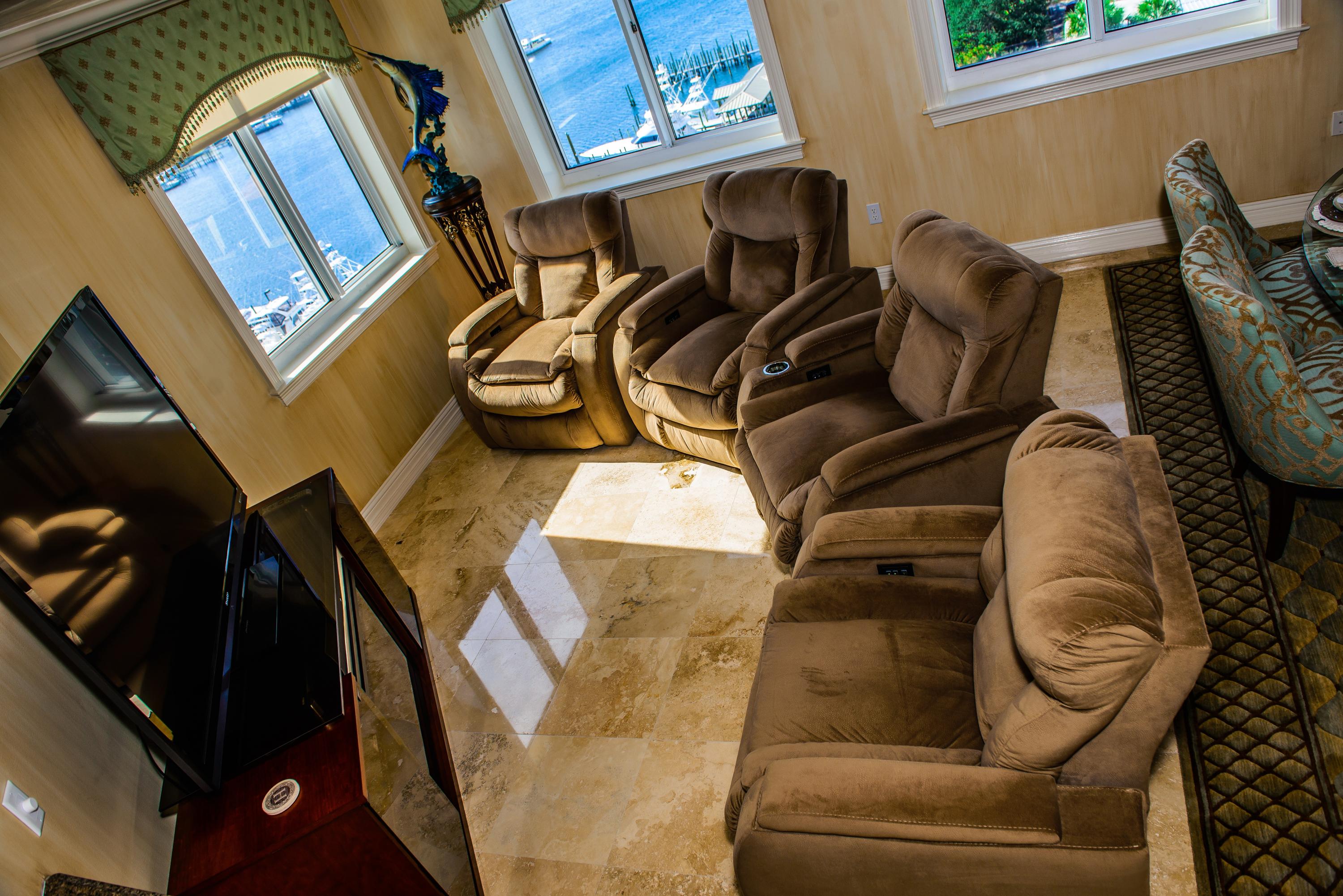 GRAND HARBOR - Residential