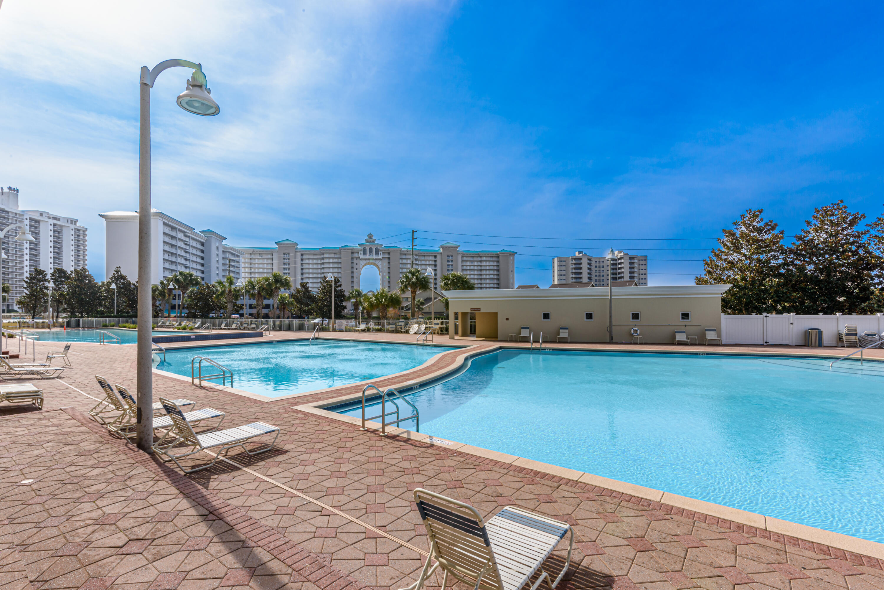 ARIEL DUNES I - Residential