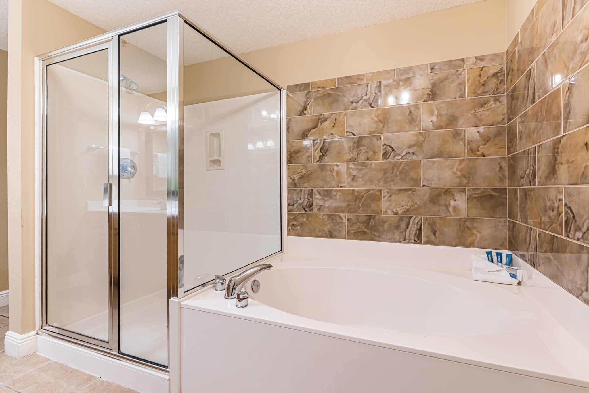 ARIEL DUNES I - Residential