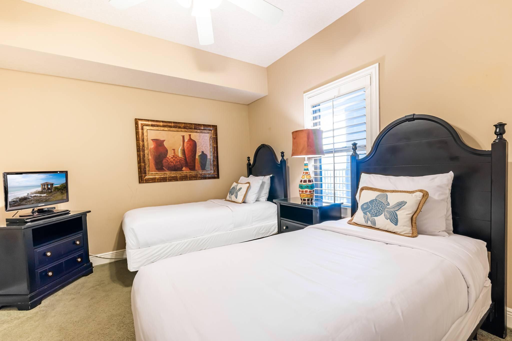 ARIEL DUNES I - Residential