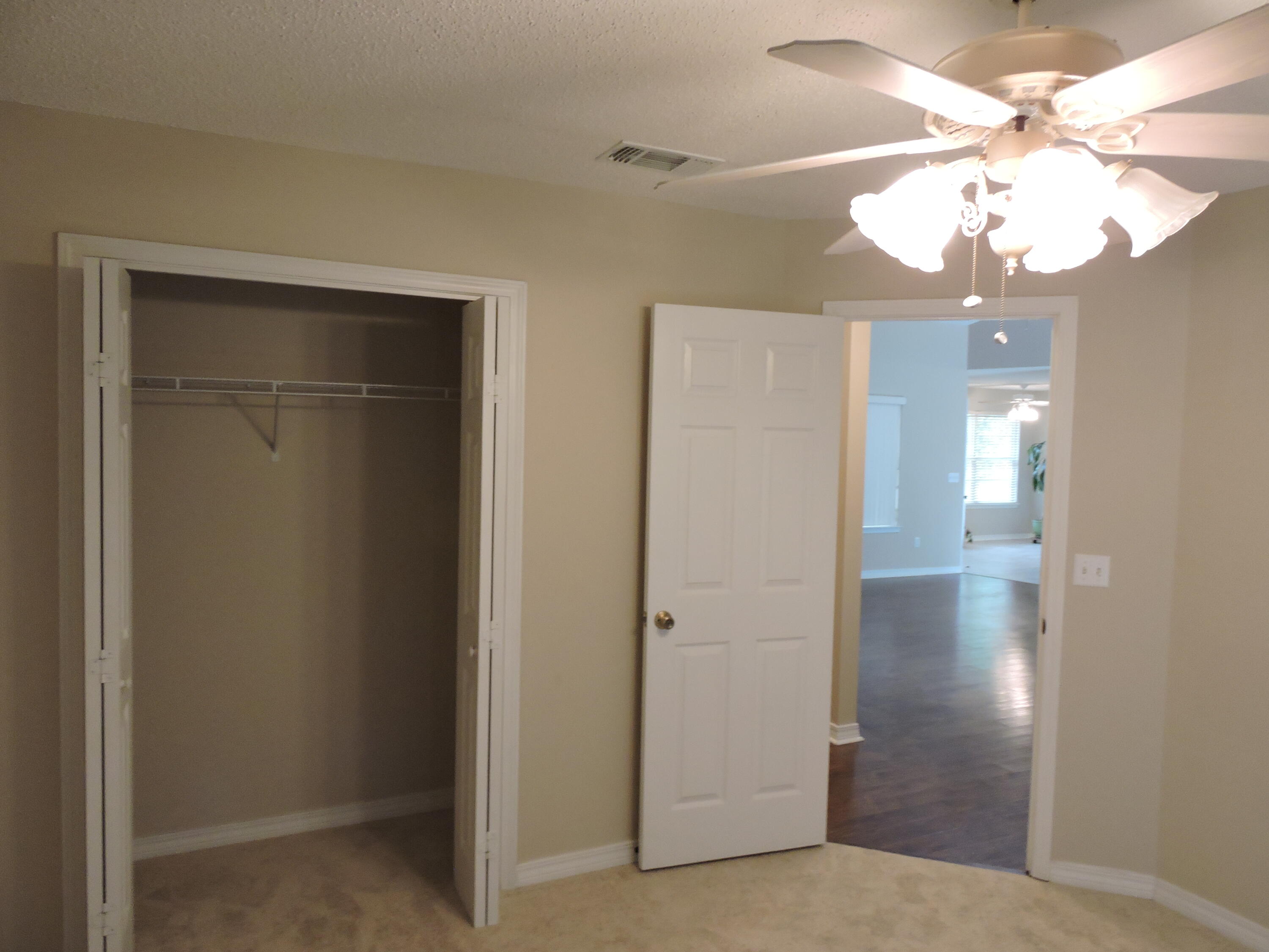 SILVER OAKS PH 1 - Residential Lease