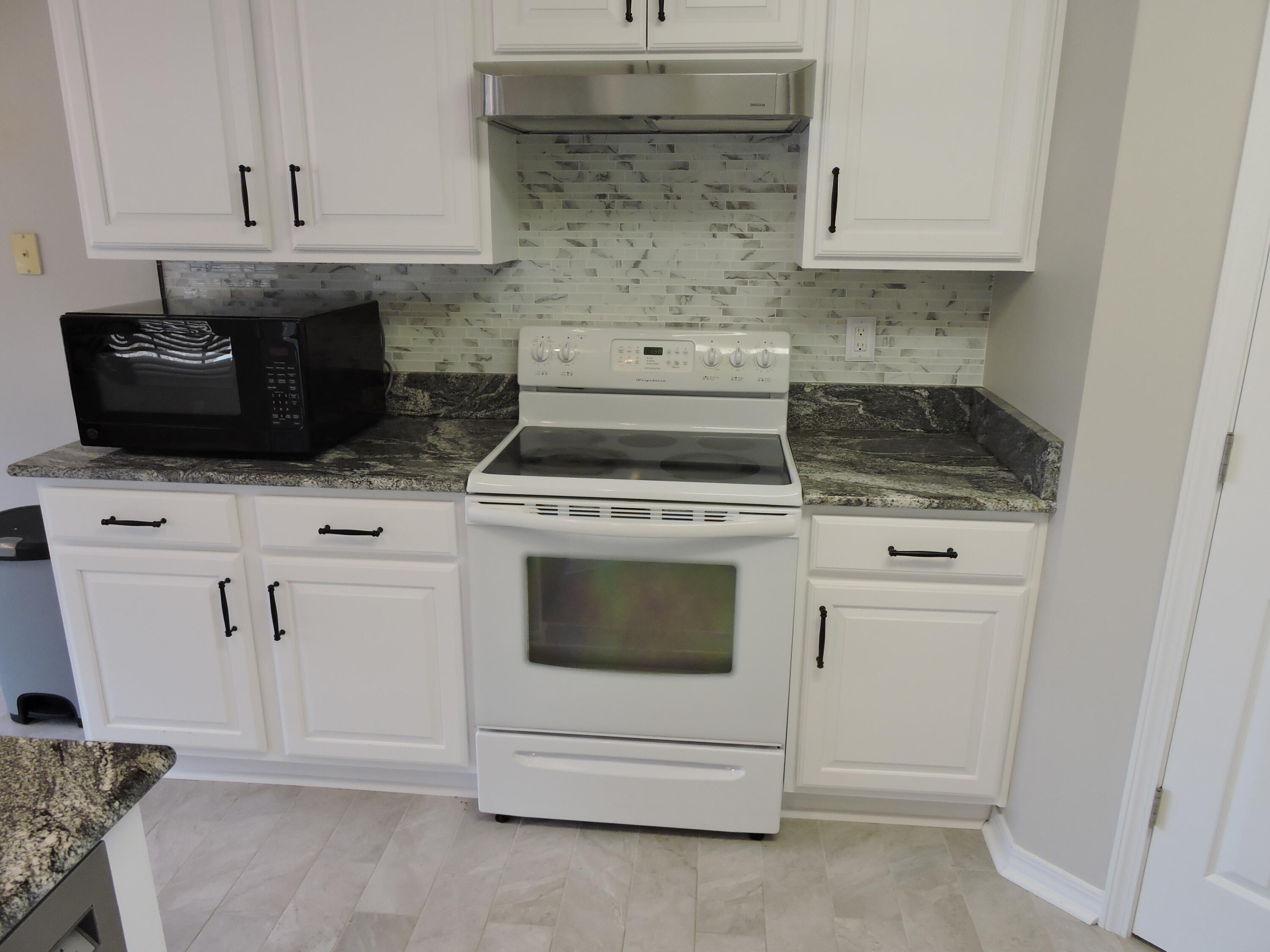 SILVER OAKS PH 1 - Residential Lease