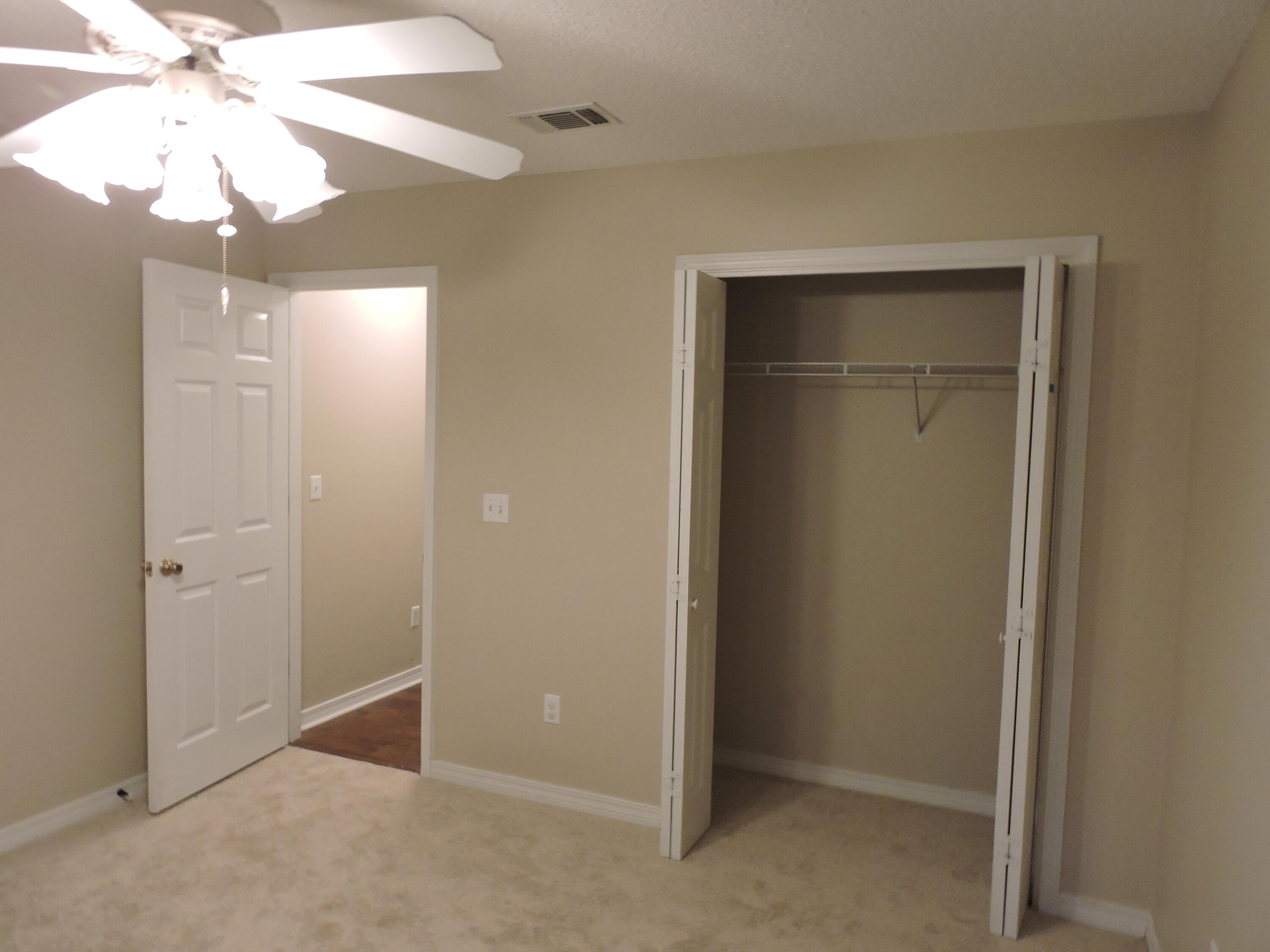 SILVER OAKS PH 1 - Residential Lease