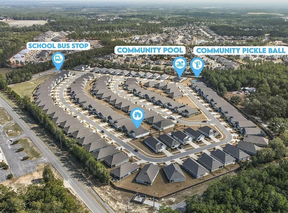 HAMMOCK BAY - Residential Lease