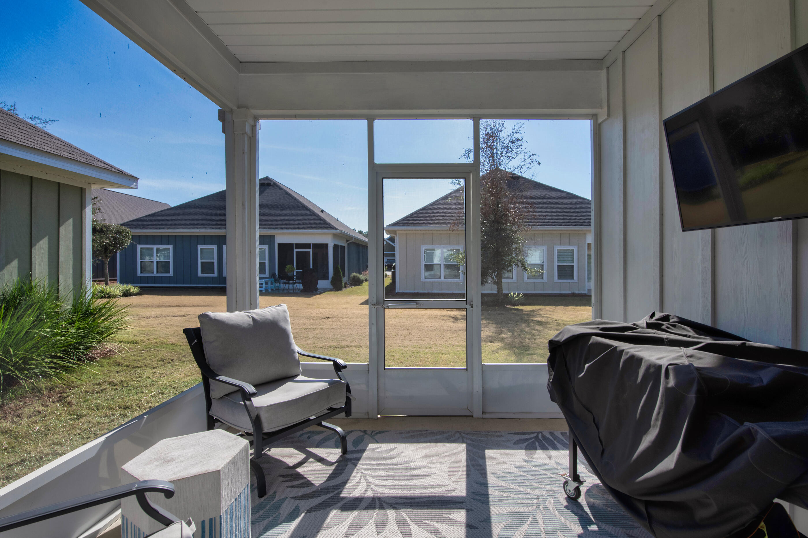 HAMMOCK BAY - Residential Lease