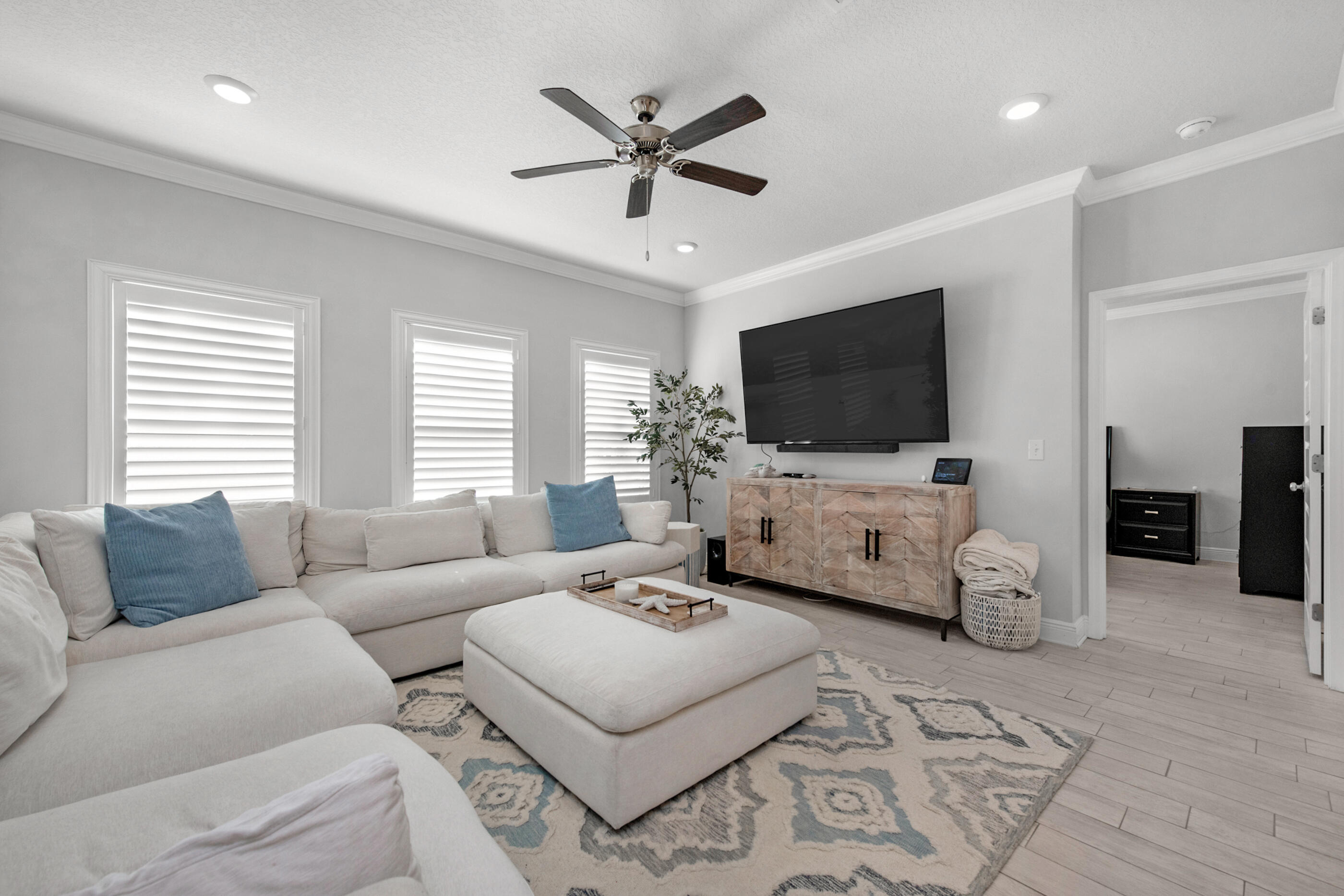 HAMMOCK BAY - Residential Lease