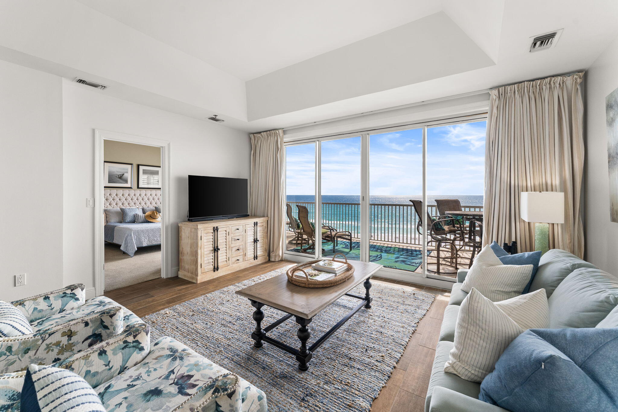 EMPRESS (THE) - Residential