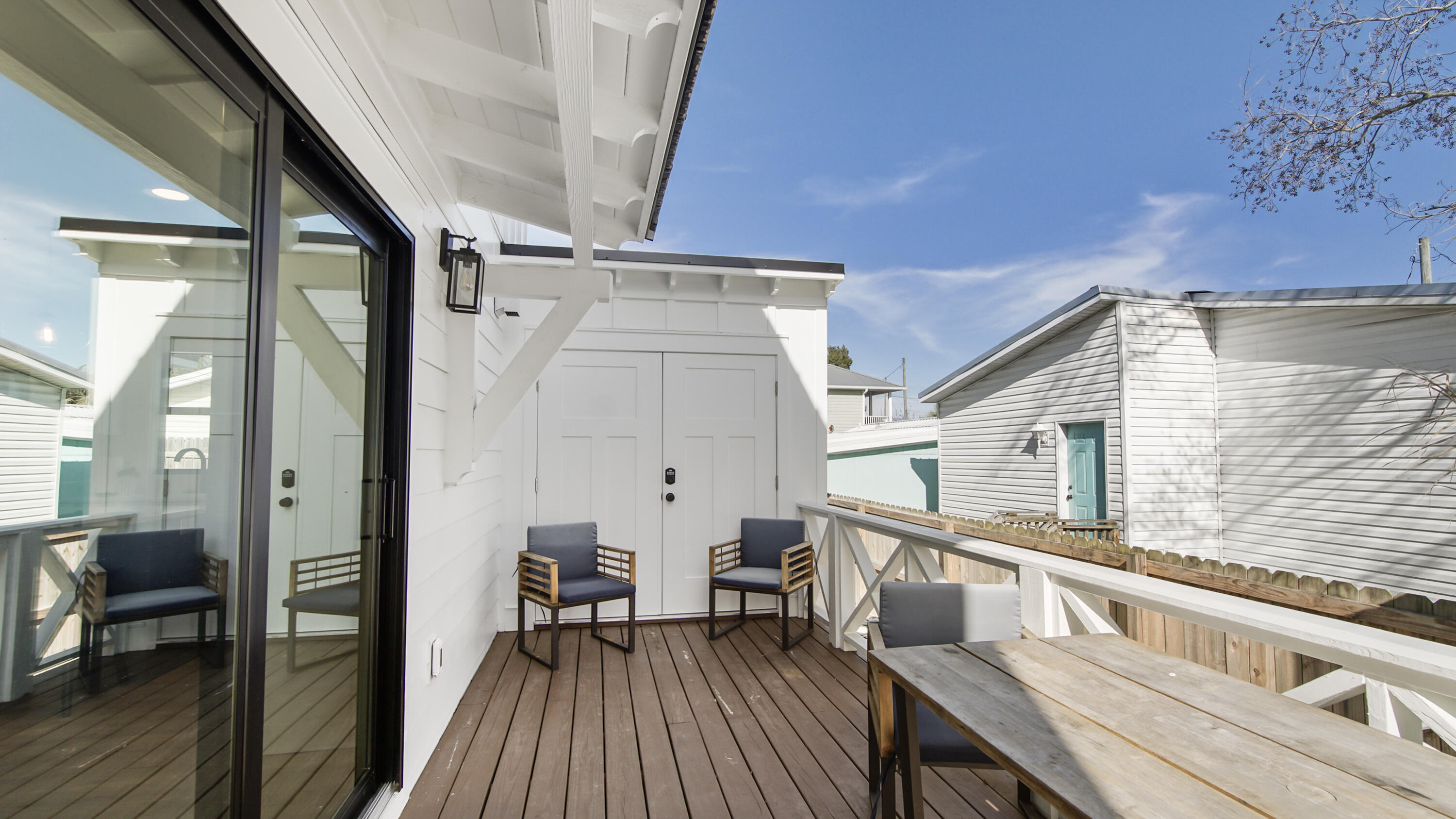 LAGUNA BEACH - Residential