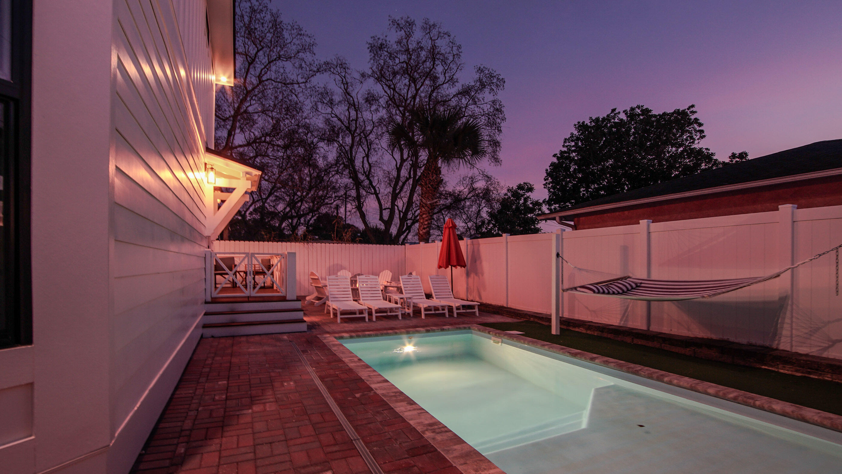 LAGUNA BEACH - Residential