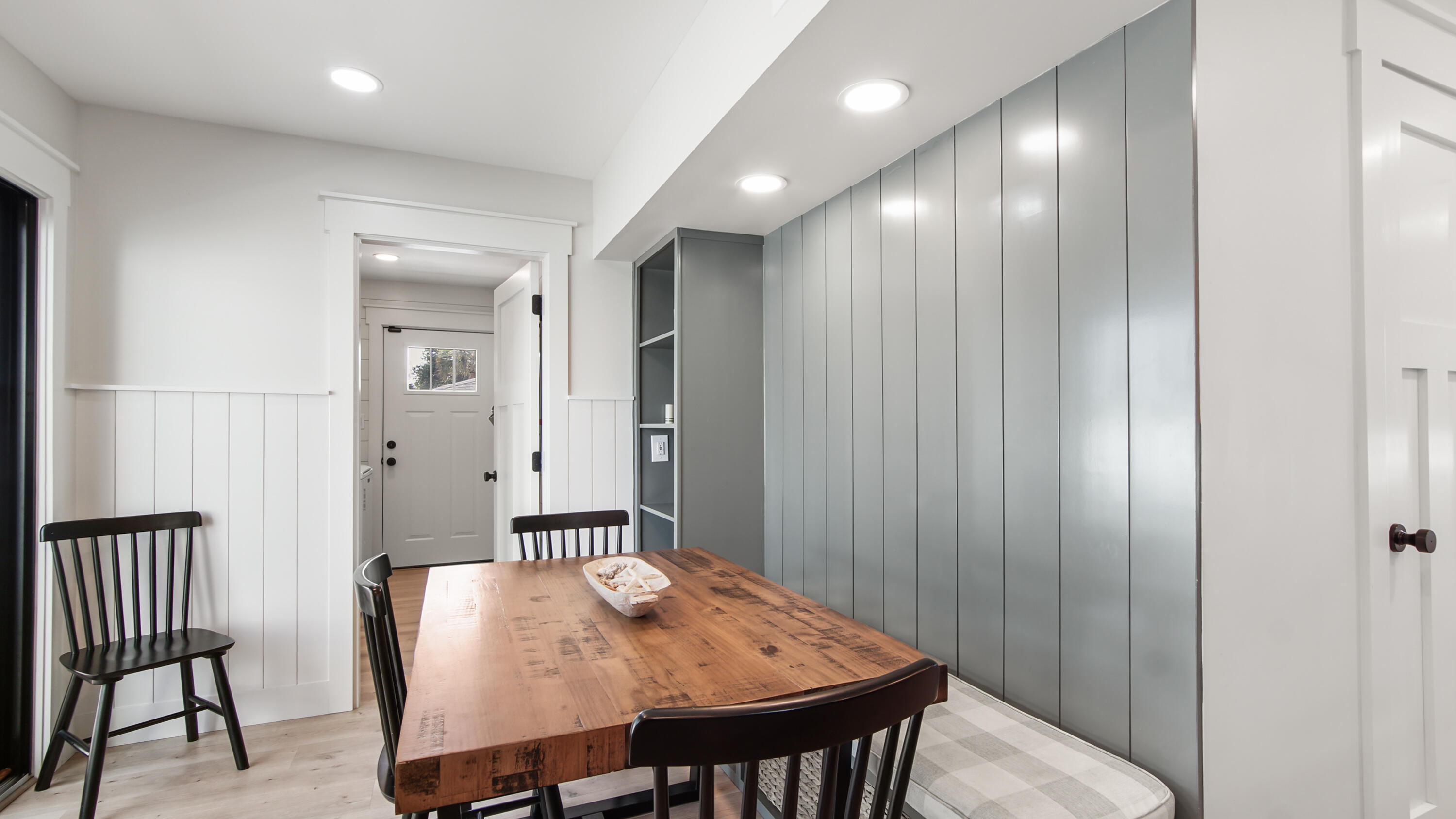 LAGUNA BEACH - Residential