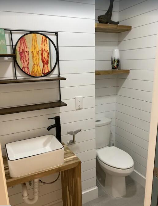 UNIT 107 SUMMERSPELL CONDO - Residential