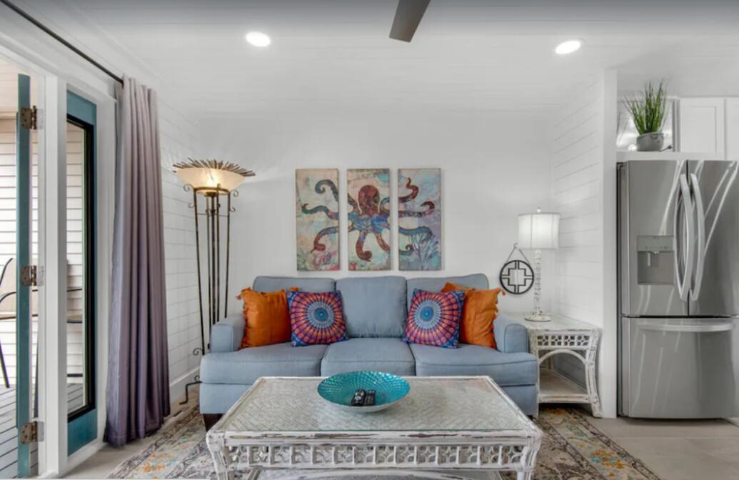 UNIT 107 SUMMERSPELL CONDO - Residential