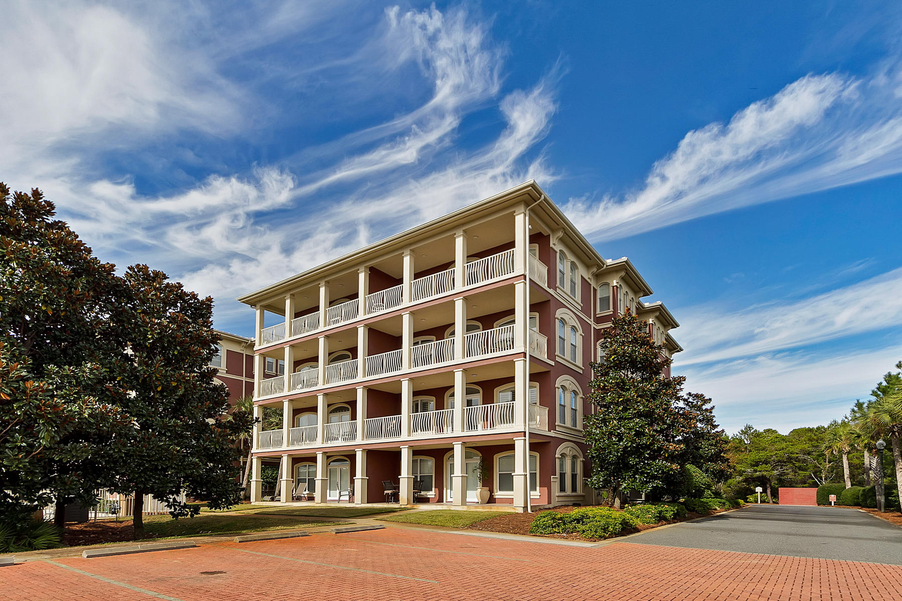 VILLAS AT SEAGROVE BEACH - Residential