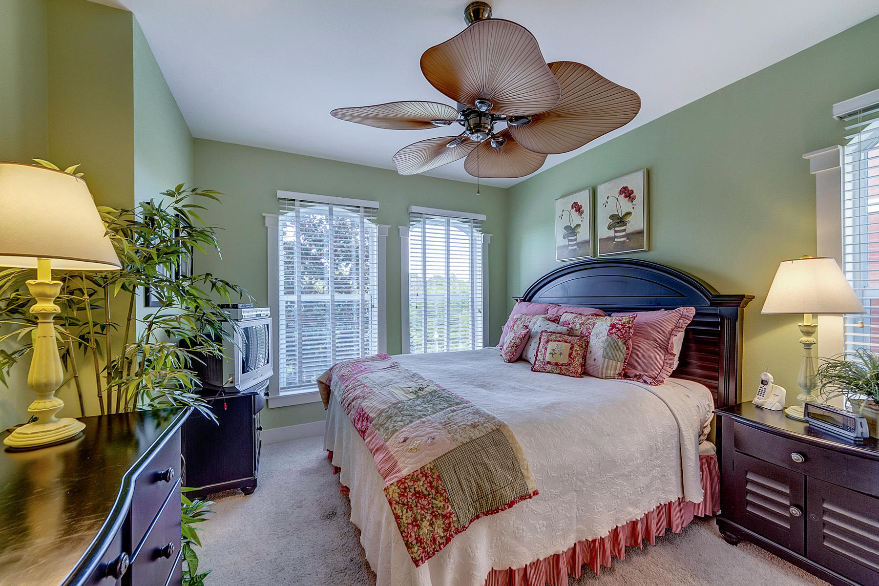 VILLAS AT SEAGROVE BEACH - Residential