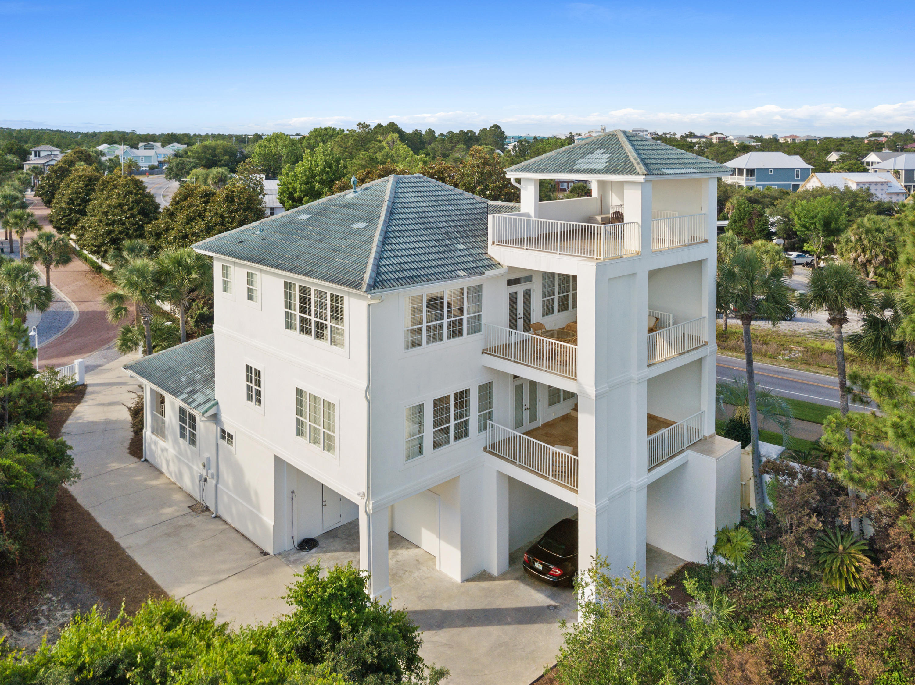 VILLAGE OF WHITE CLIFFS THE - Residential