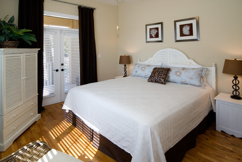 VILLAGE OF WHITE CLIFFS THE - Residential