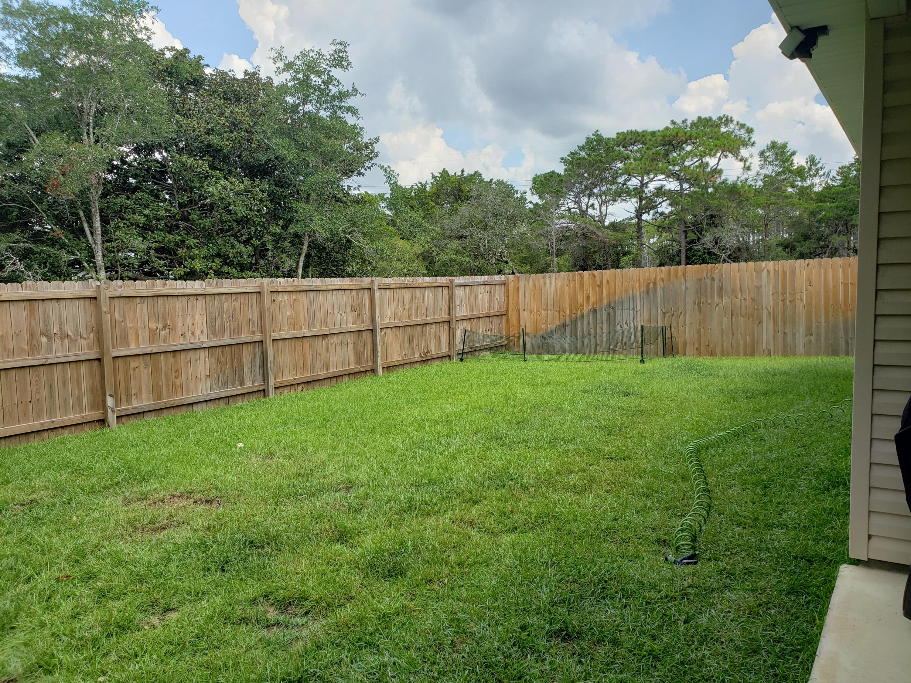 CRESCENT SHORES - Residential Lease