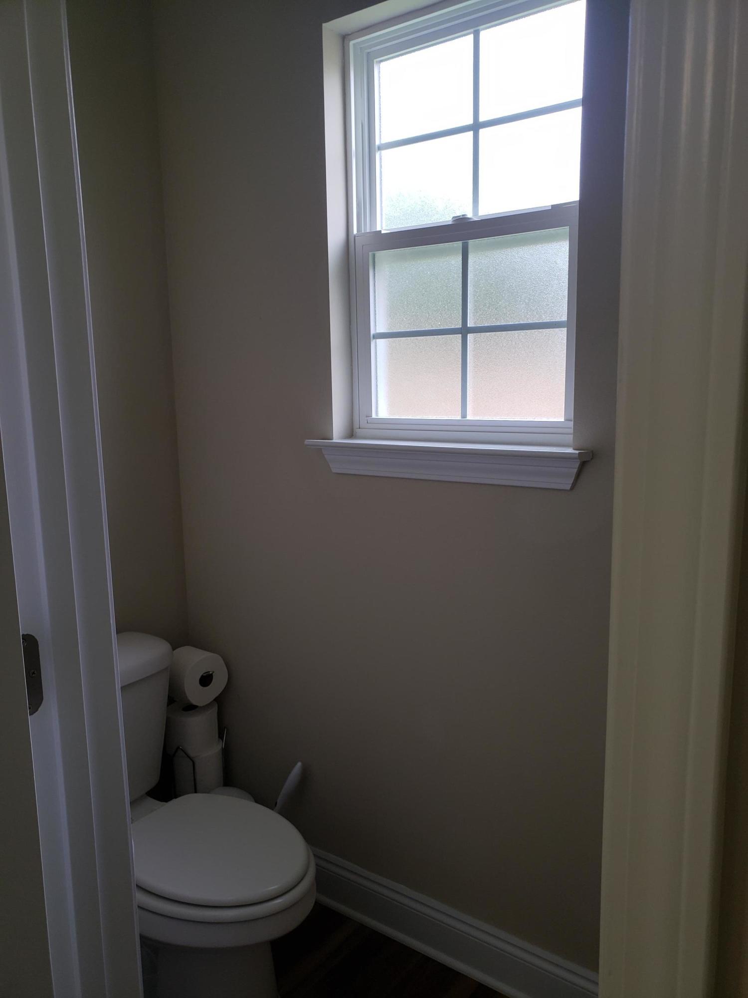 CRESCENT SHORES - Residential Lease